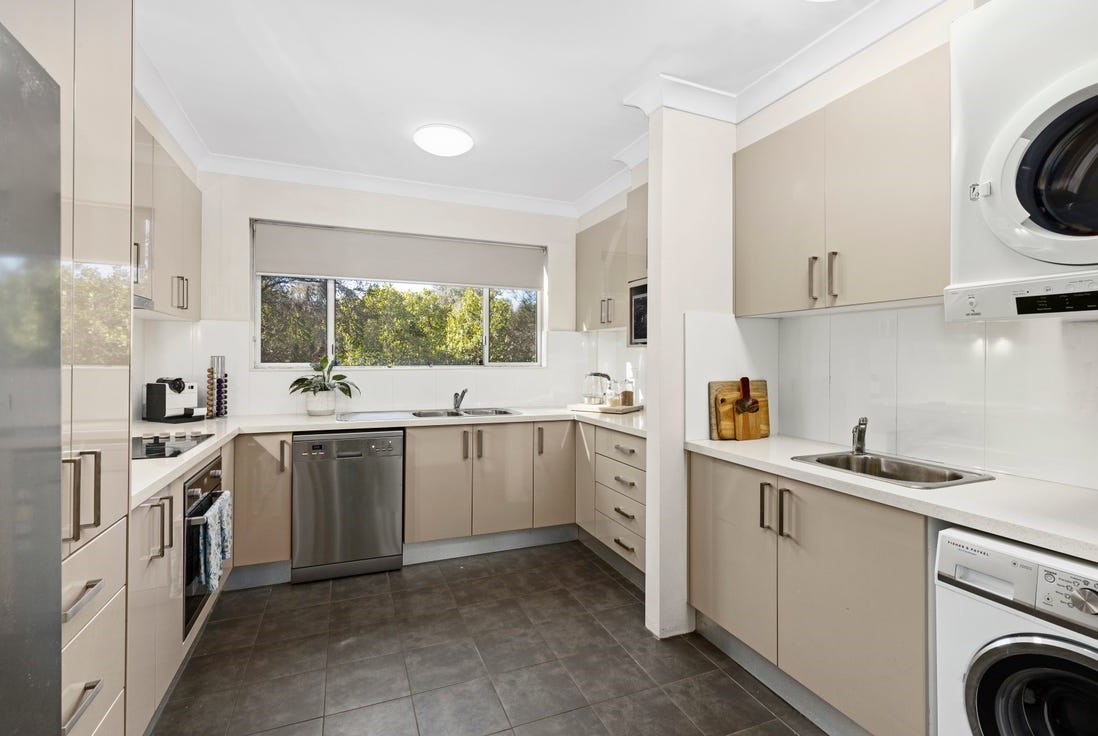 16/20 Crown Street Granville NSW 2142 AUS