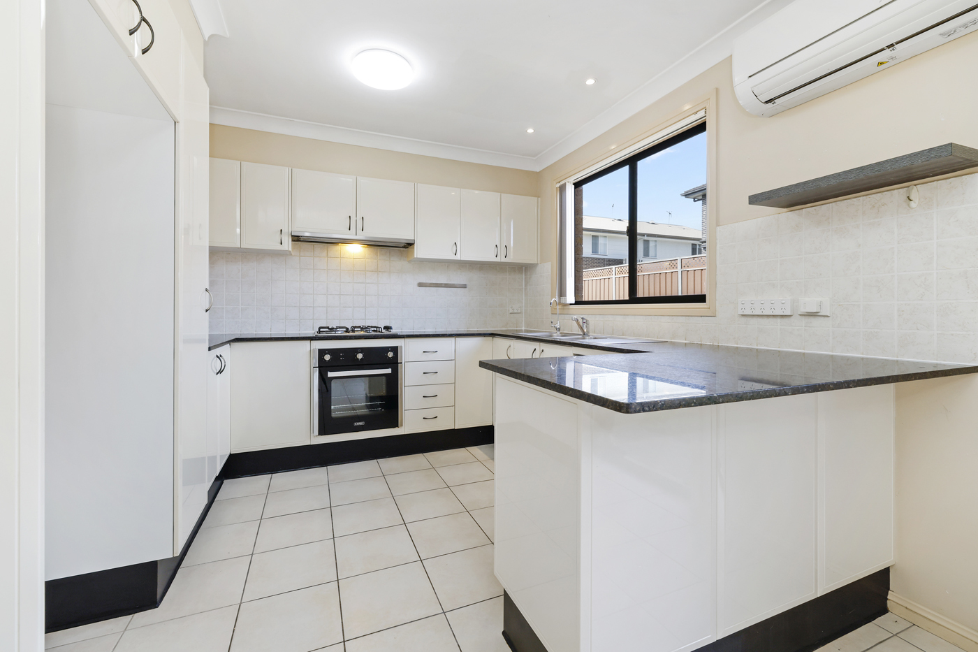 7/32-36 Brisbane Street Oxley Park NSW 2760 AUS