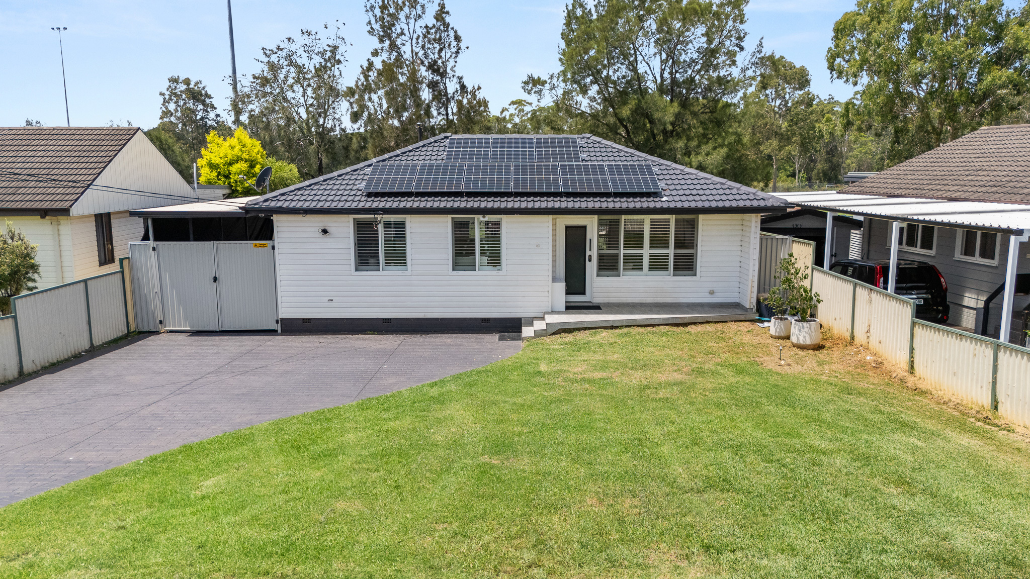 90 Stanwell Crescent Ashcroft NSW 2168 AUS