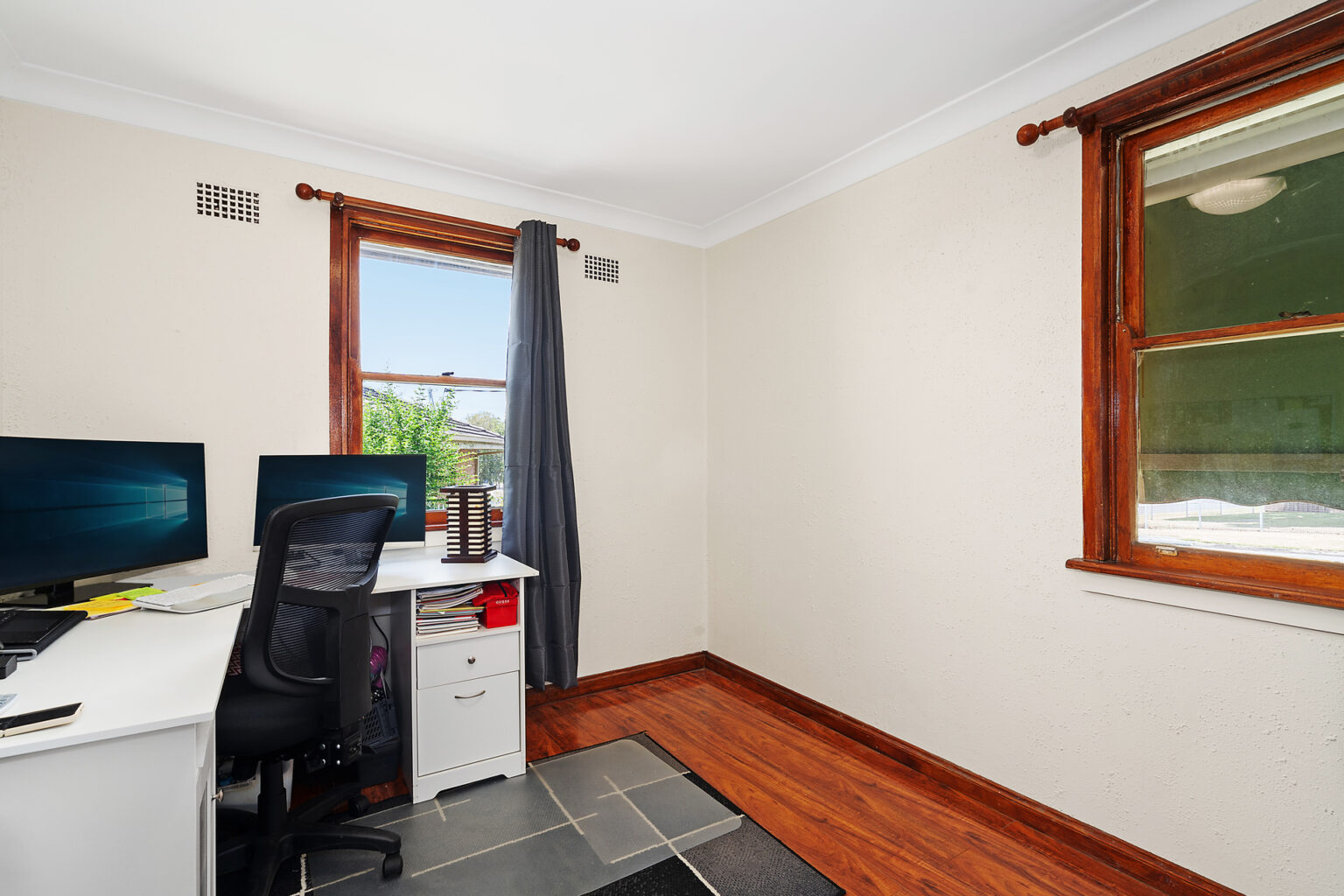 54 Warrigo Street, Sadleir NSW 2168 – photo 6 of 10