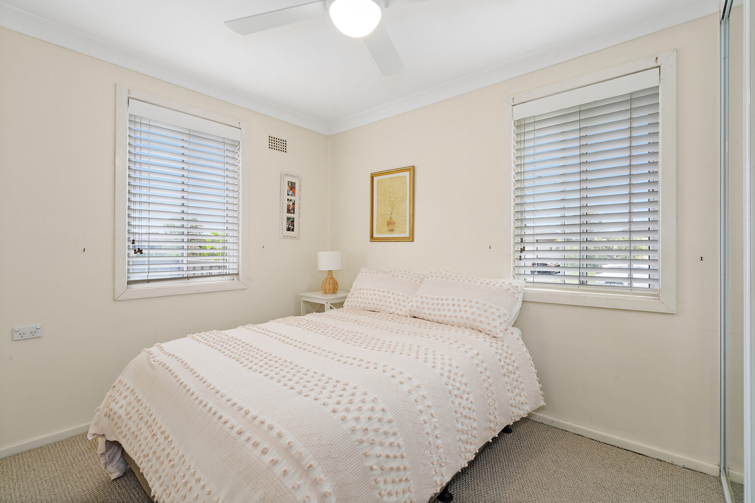 31 Stanwell Crescent, Ashcroft NSW 2168 – photo 7 of 9