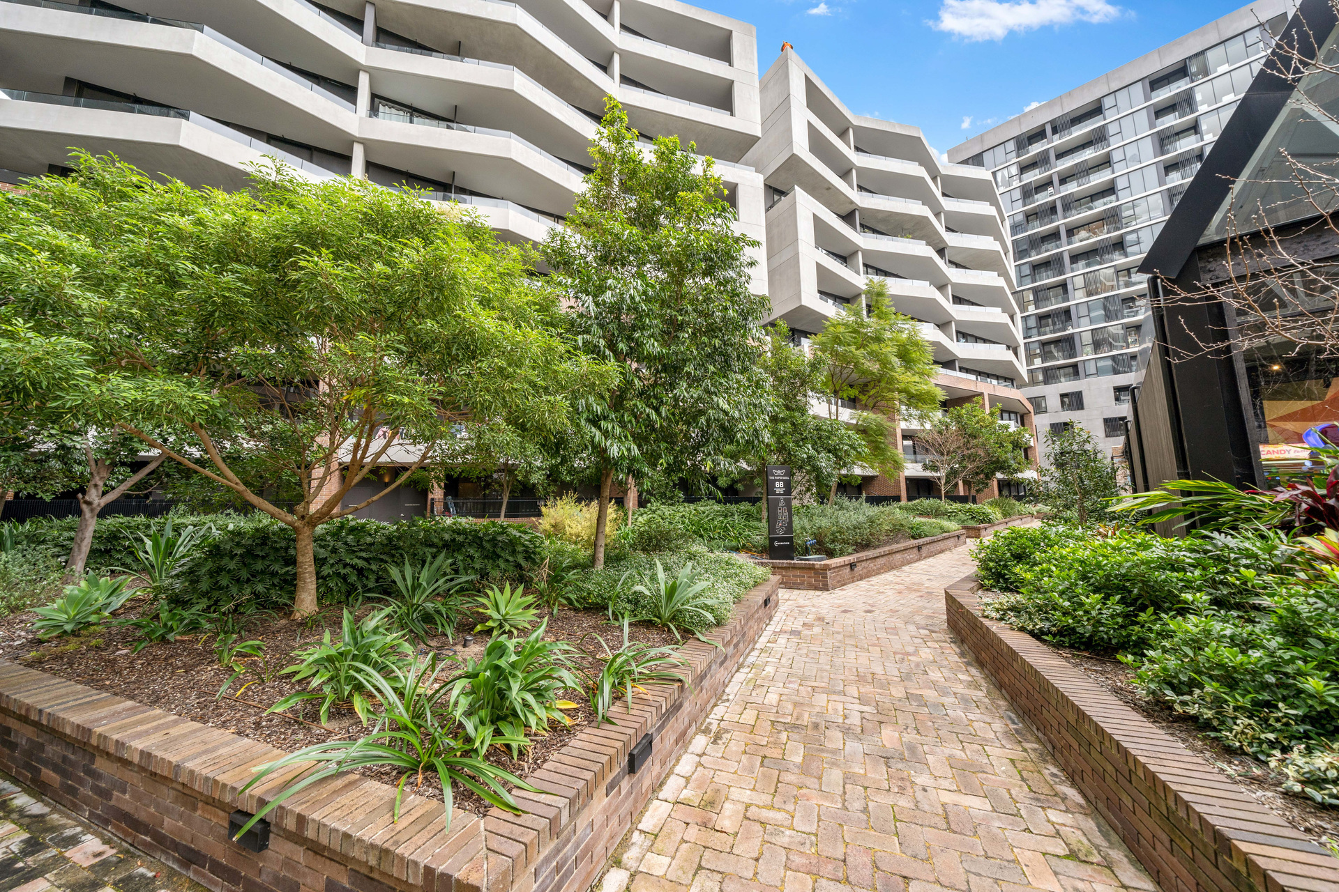 404/6b Atkinson Street Liverpool NSW 2170 AUS