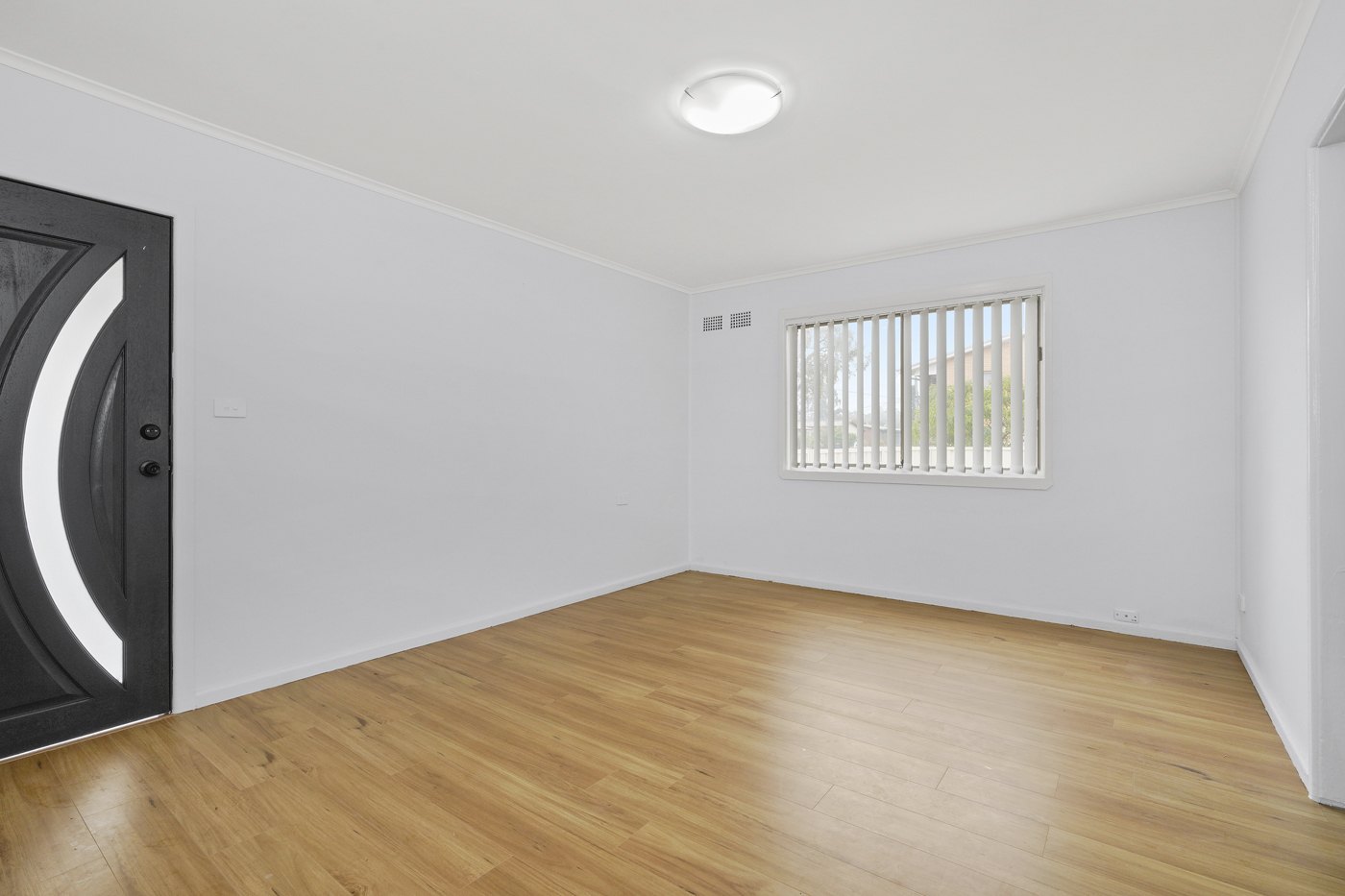 65 Gabo Crescent Sadleir NSW 2168 AUS