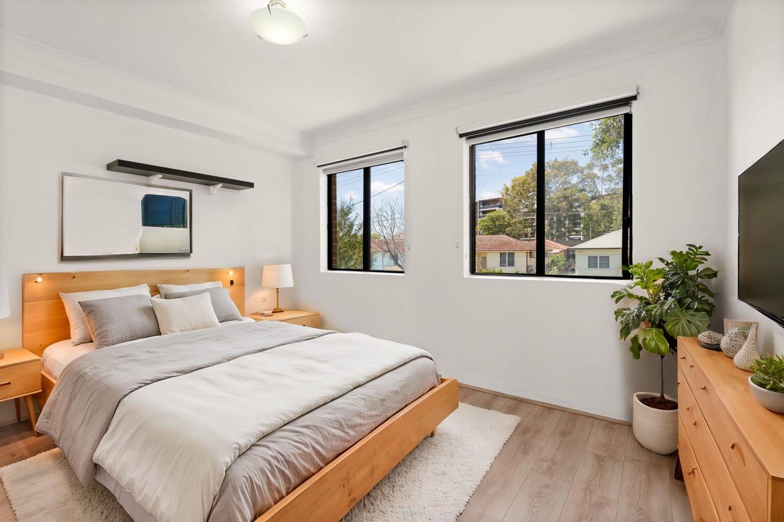 8/21-23 Hinkler Avenue, Warwick Farm NSW 2170 – photo 3 of 7