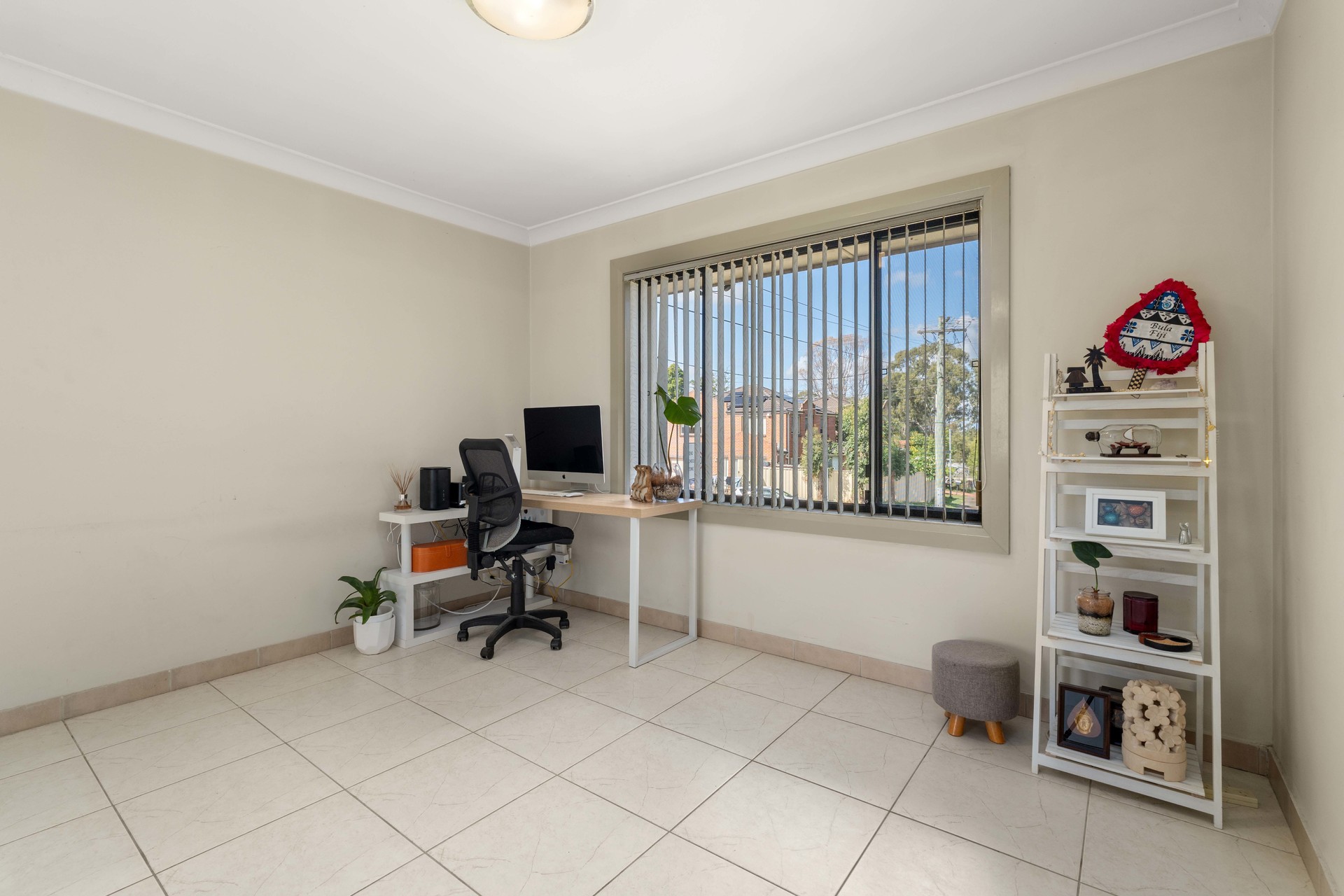37 Celebration Road Sadleir NSW 2168 AUS
