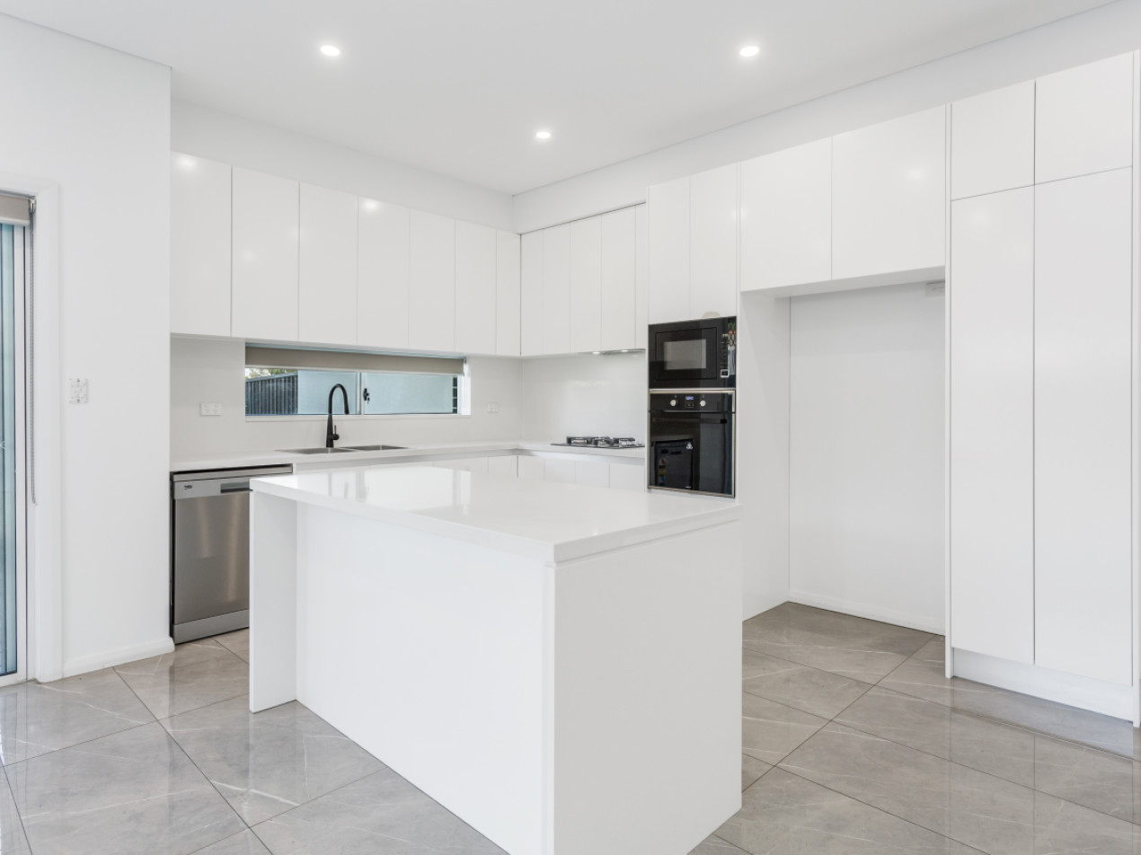 89b Liverpool Street Lurnea NSW 2170 AUS