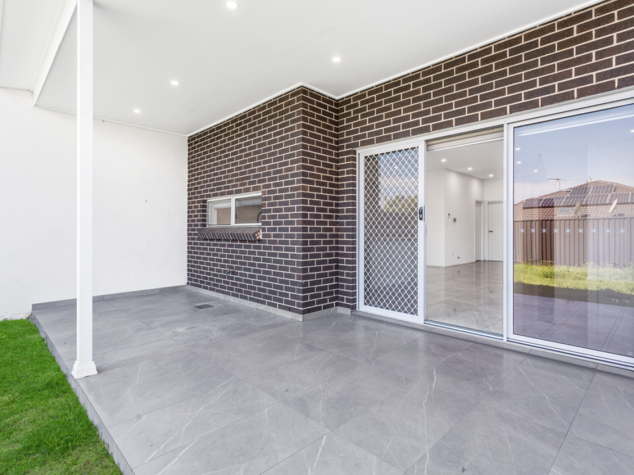 89b Liverpool Street Lurnea NSW 2170 AUS