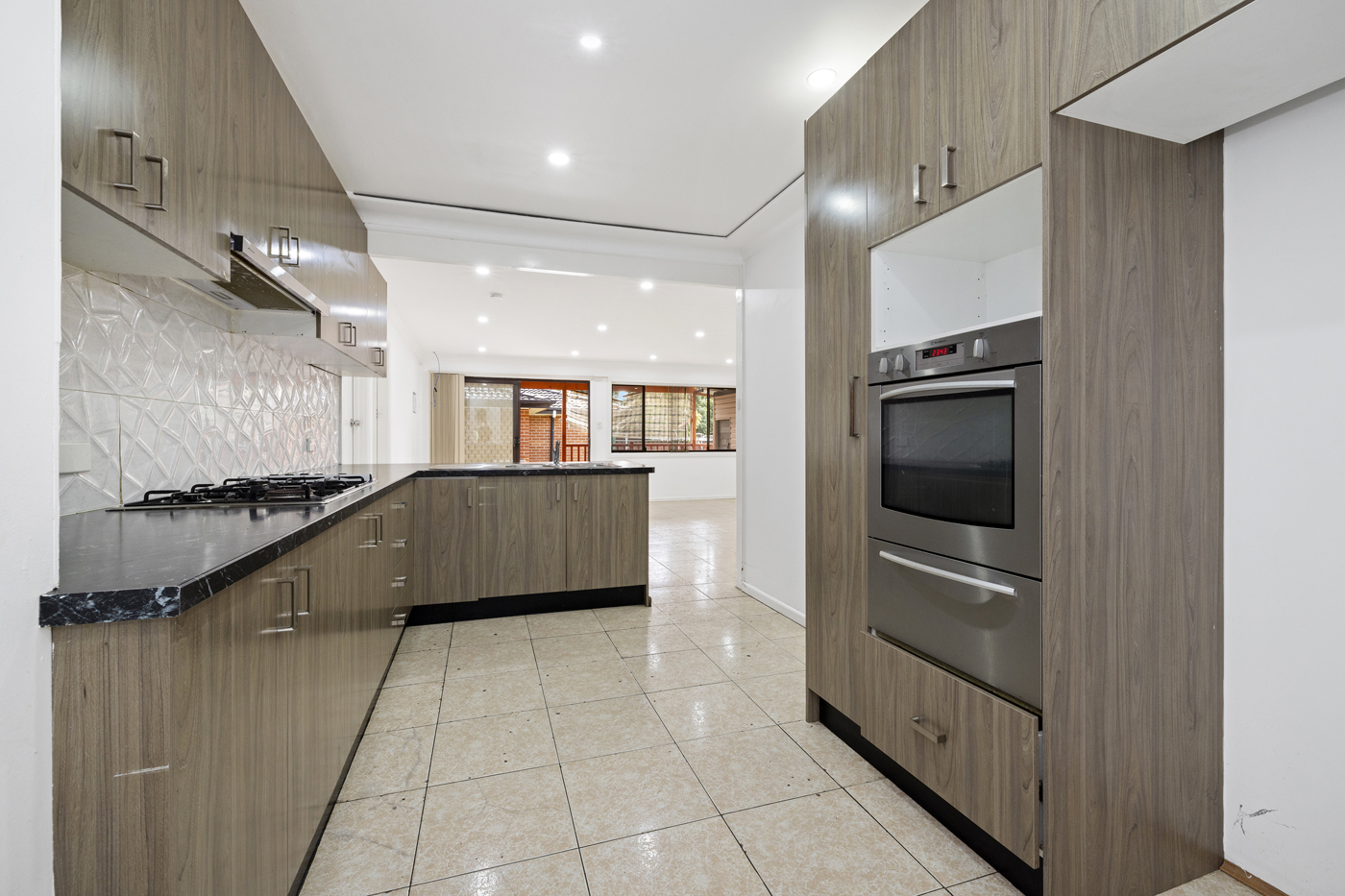 17 O'Brien Parade Liverpool NSW 2170 AUS
