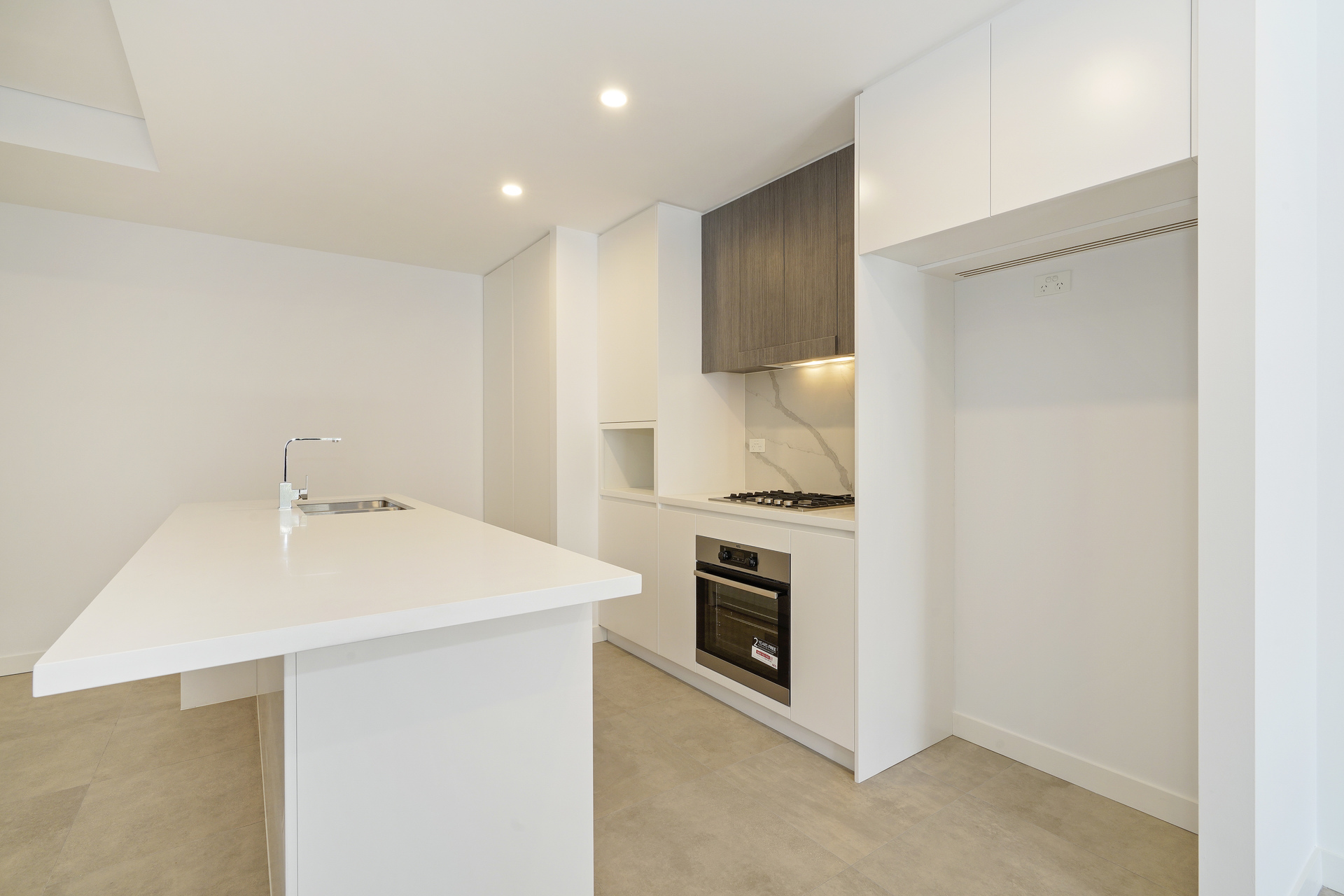 62/9-13 Goulburn Street Liverpool NSW 2170 AUS