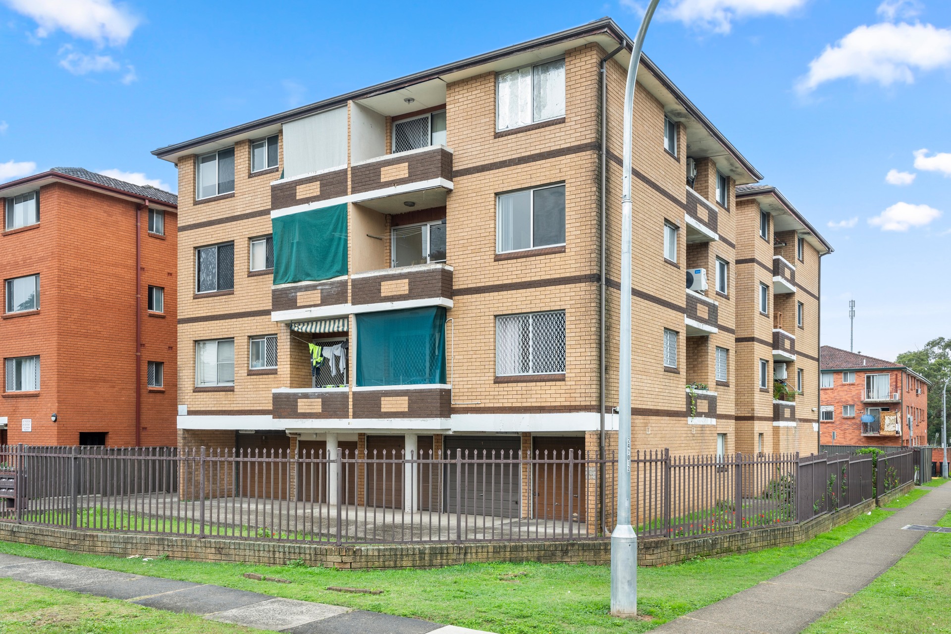 12/20 Drummond Street Warwick Farm NSW 2170 AUS