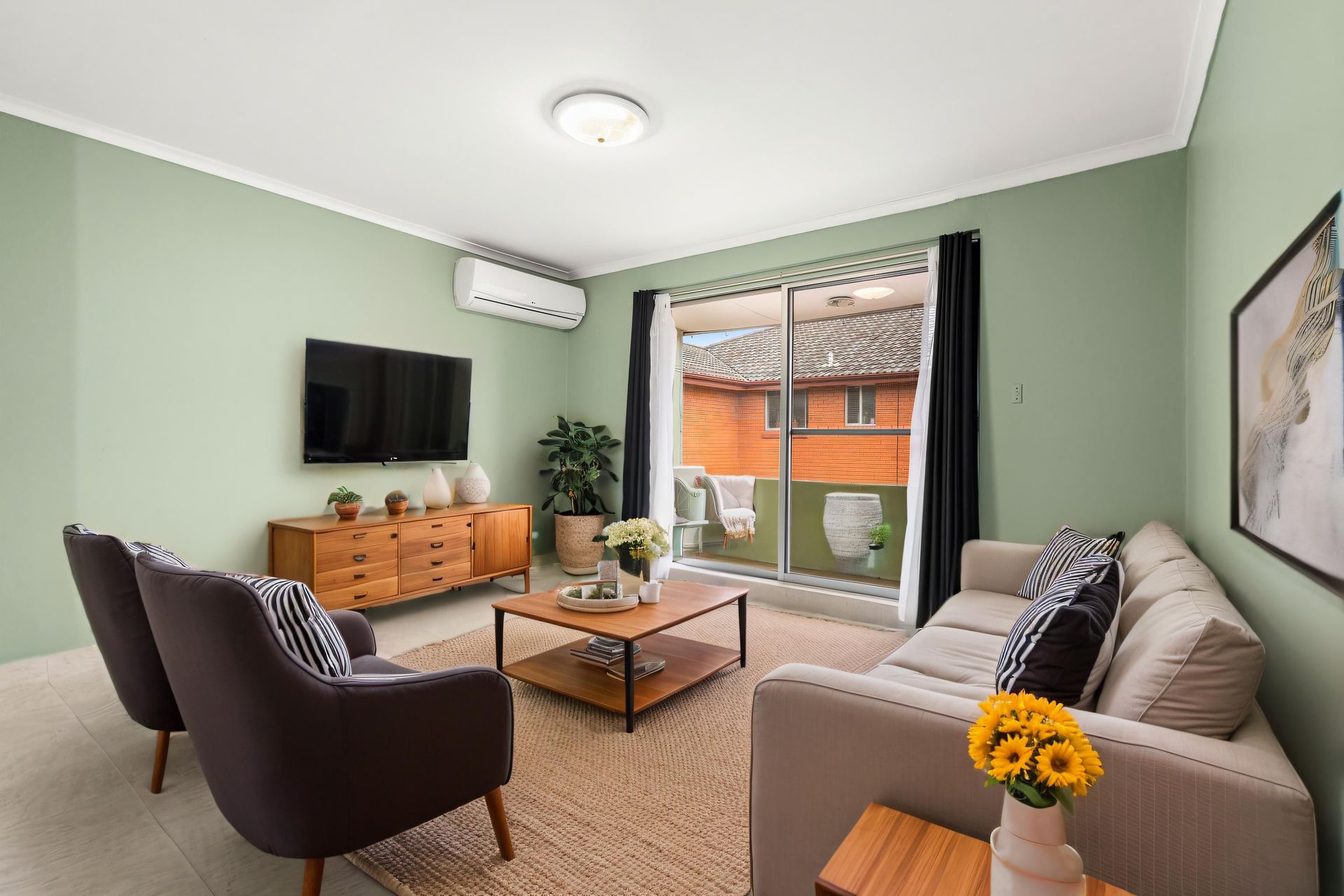 12/20 Drummond Street Warwick Farm NSW 2170 AUS