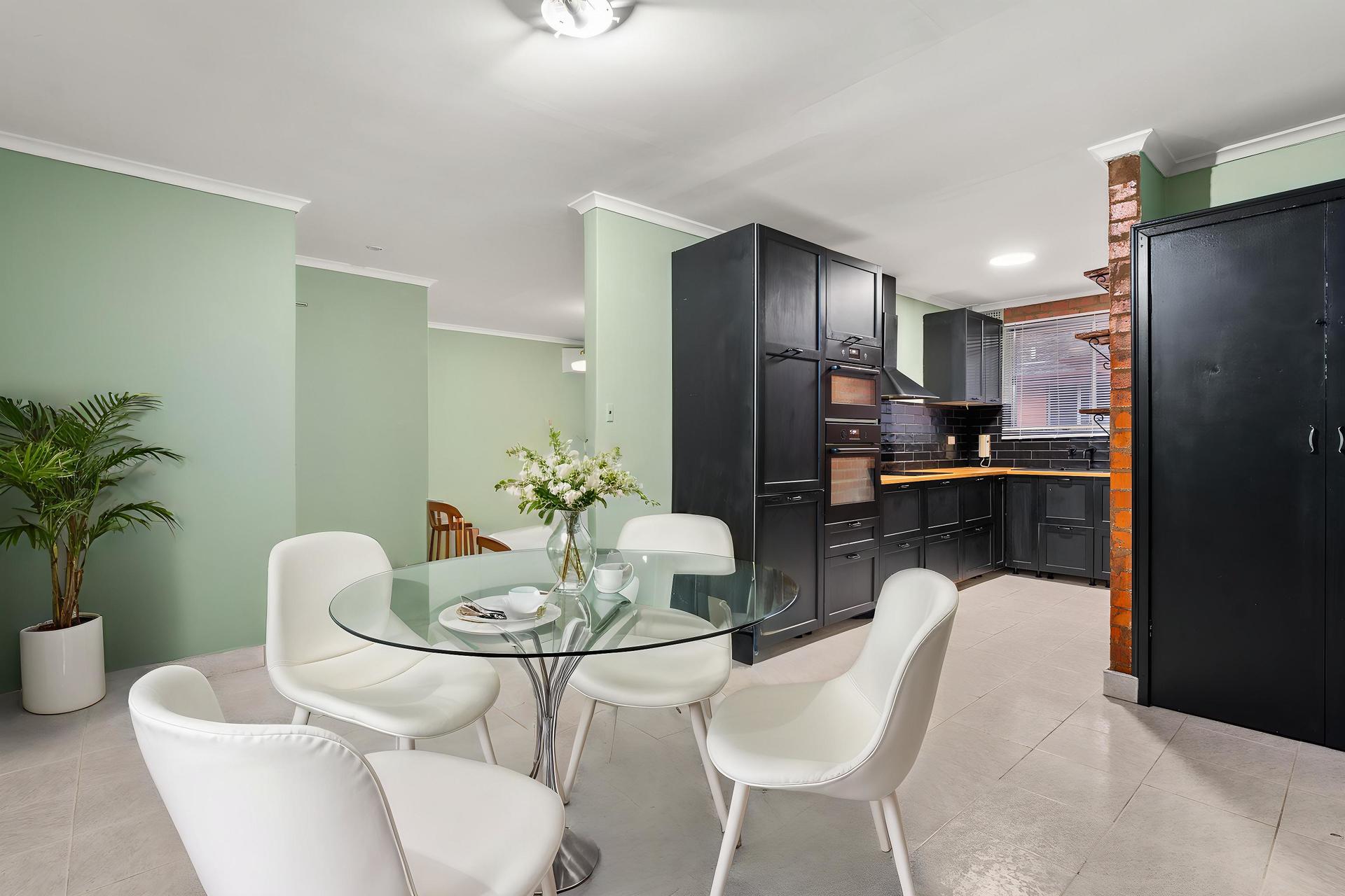12/20 Drummond Street Warwick Farm NSW 2170 AUS