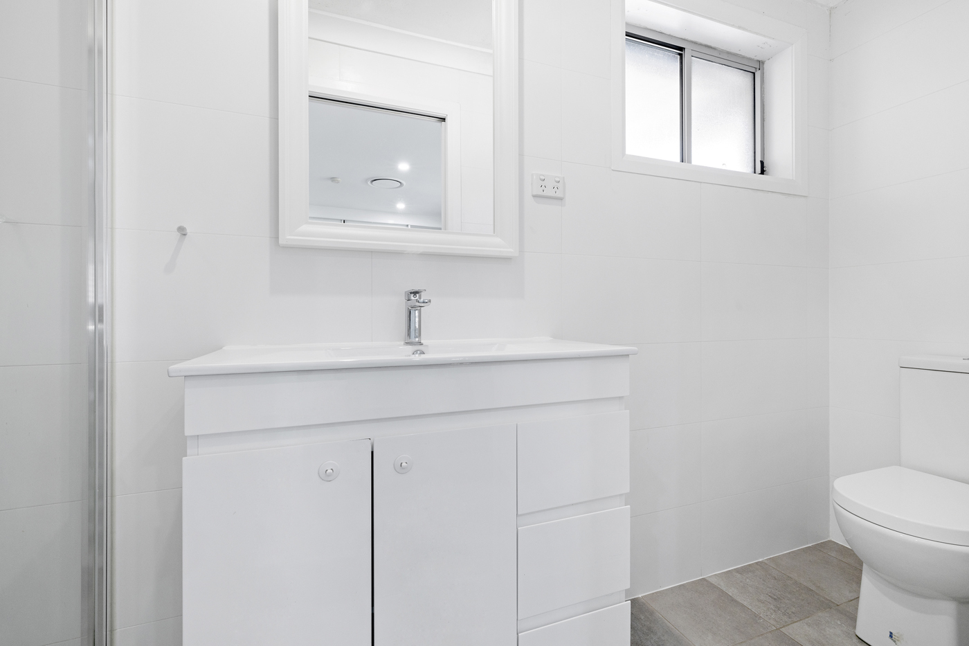 11 Oliveri Crescent Green Valley NSW 2168 AUS