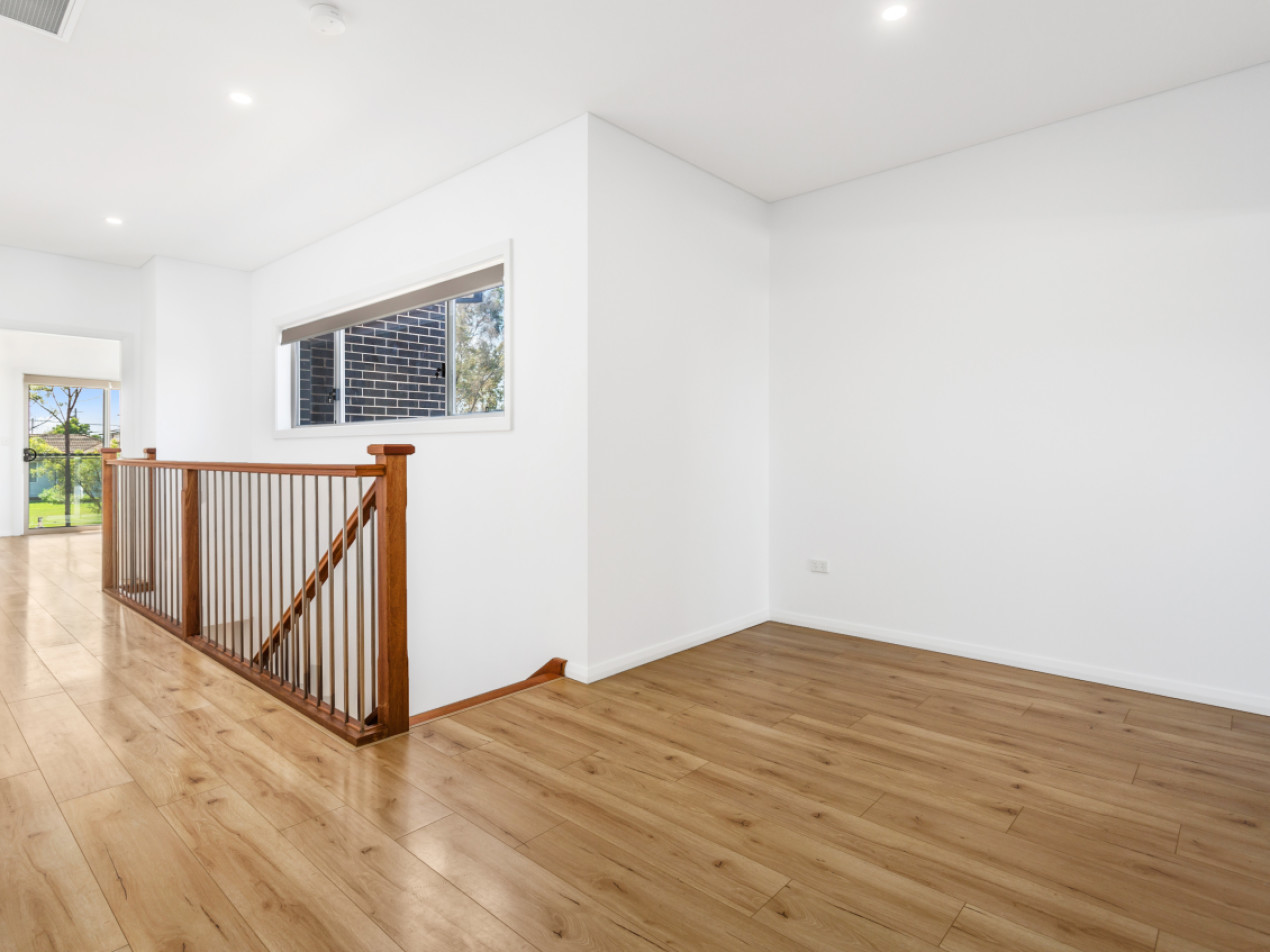 89b Liverpool Street Lurnea NSW 2170 AUS