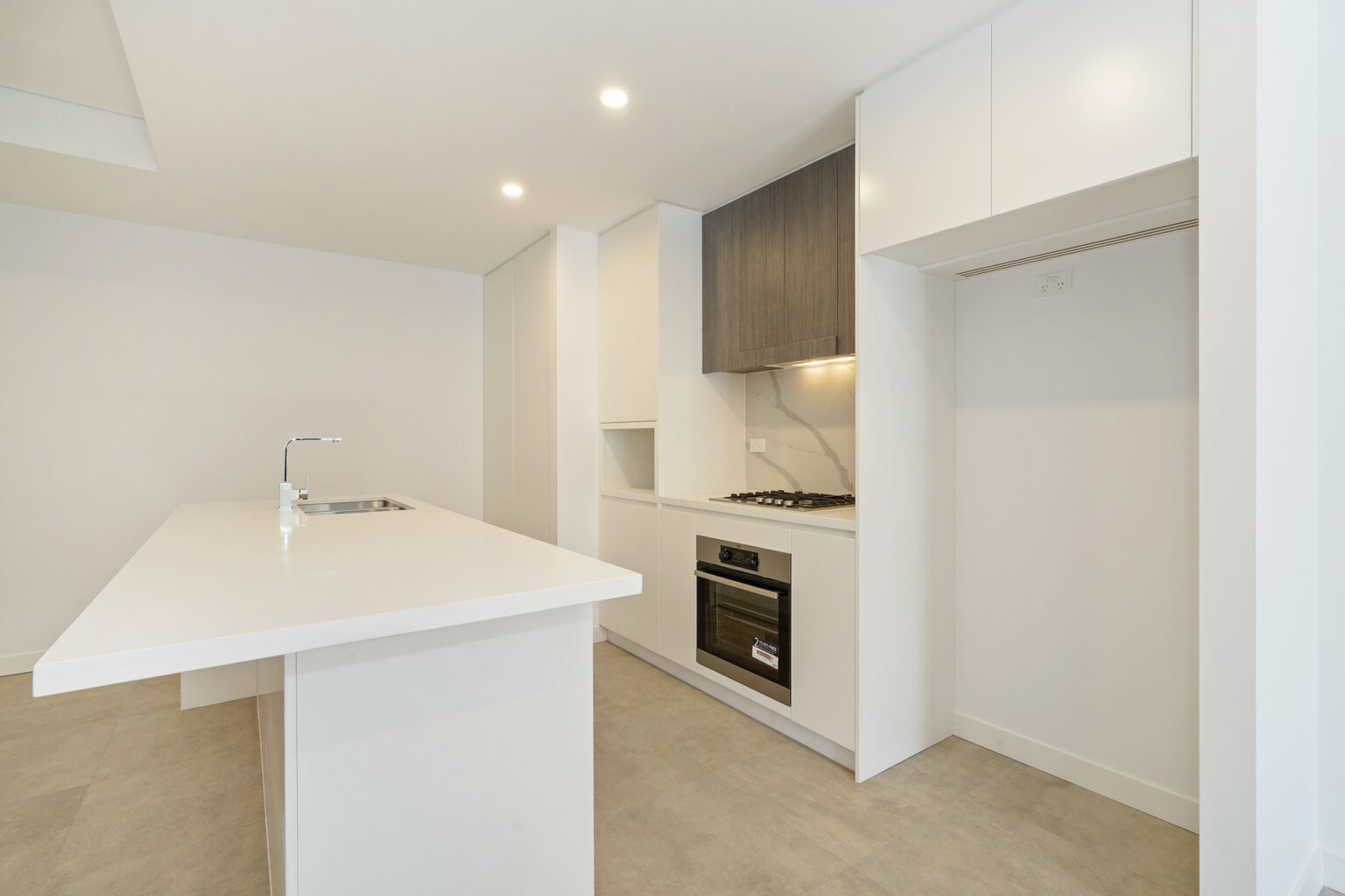 62/9-13 Goulburn Street, Liverpool NSW 2170 – photo 4 of 8