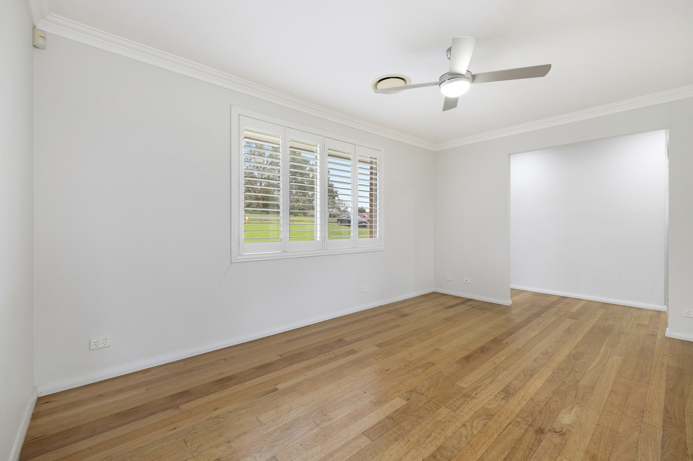 36 Chisholm Road Catherine Field NSW 2557 AUS