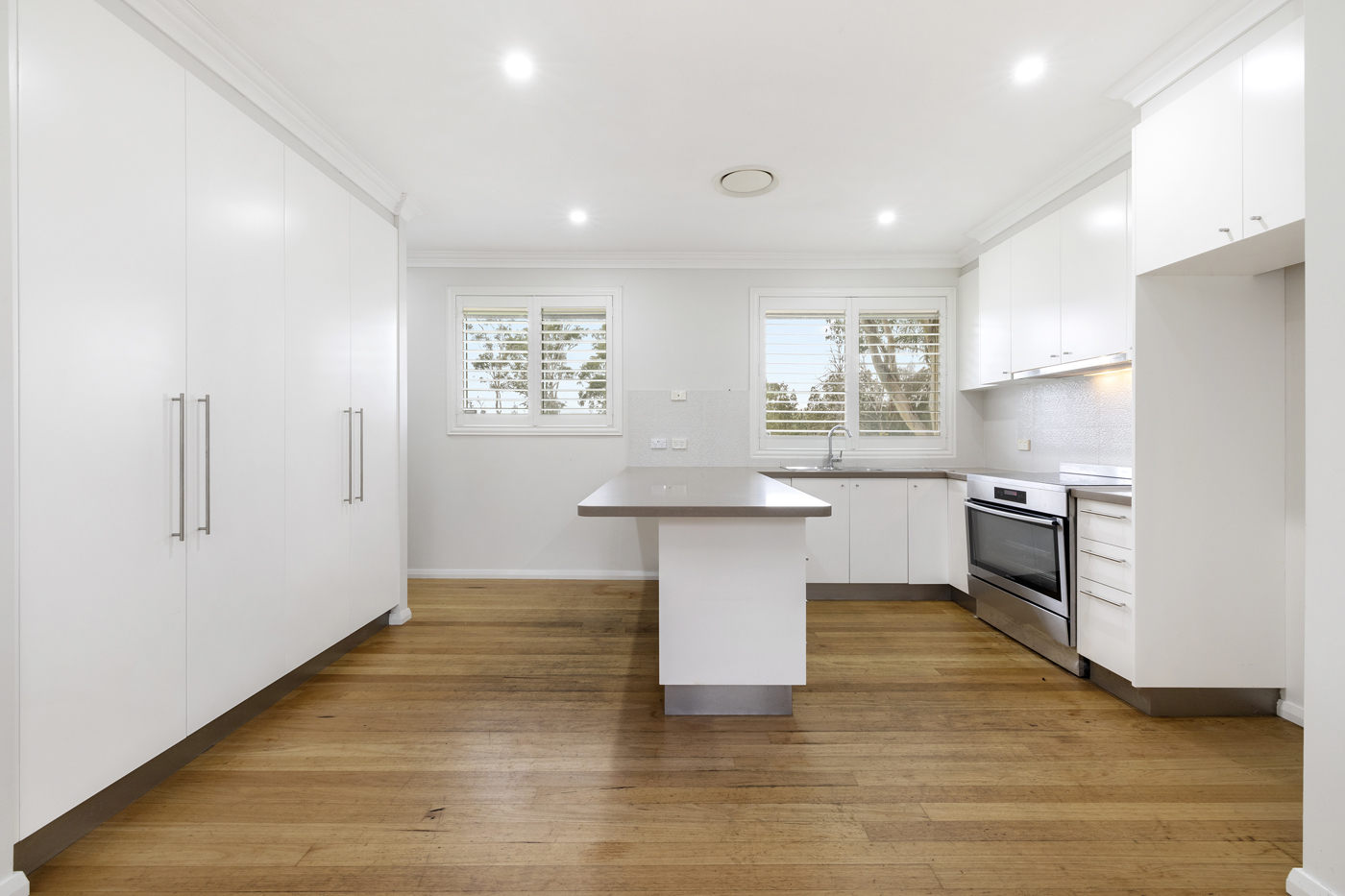 36 Chisholm Road Catherine Field NSW 2557 AUS