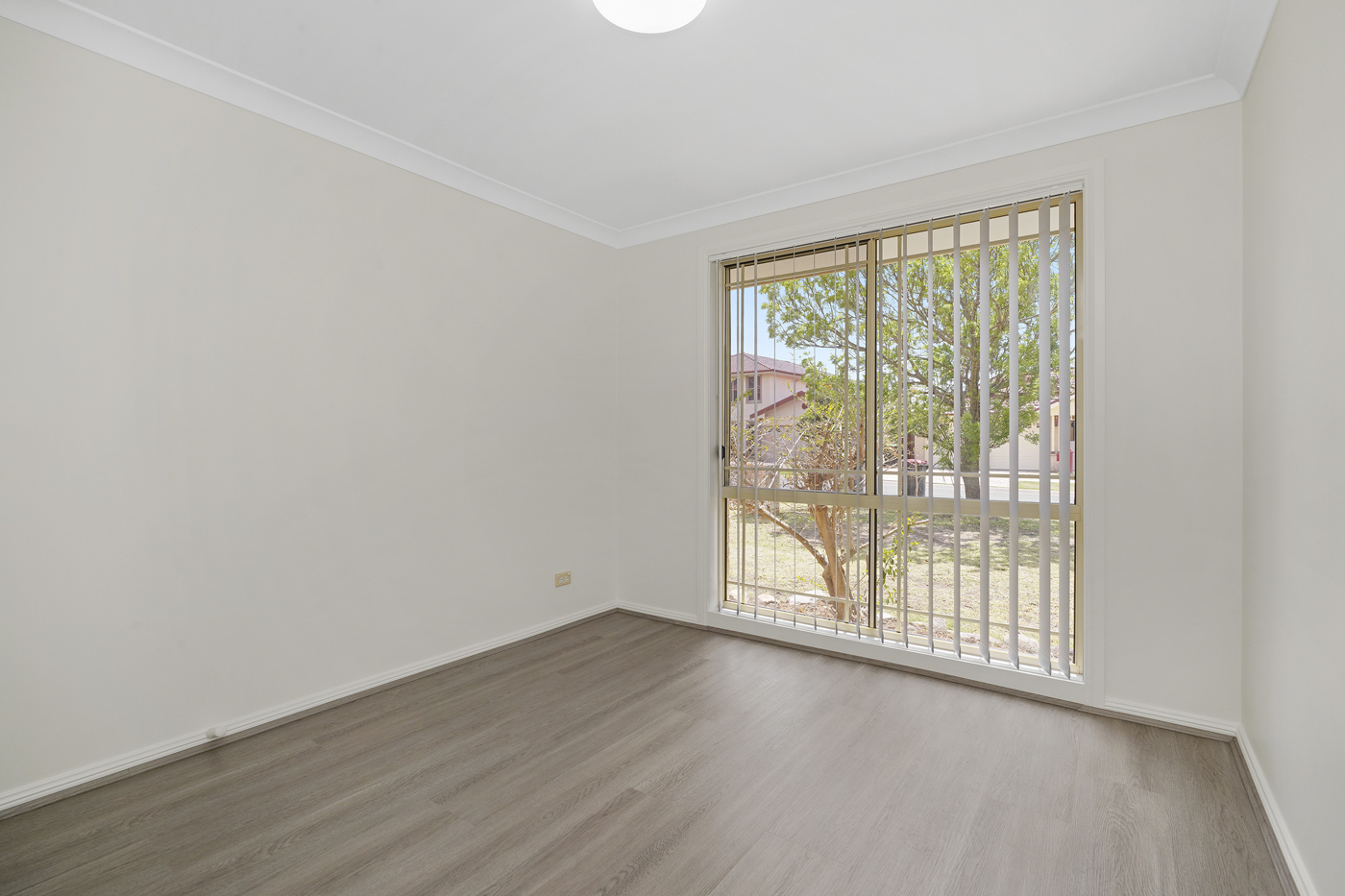 13 Vlatko Drive West Hoxton NSW 2171 AUS