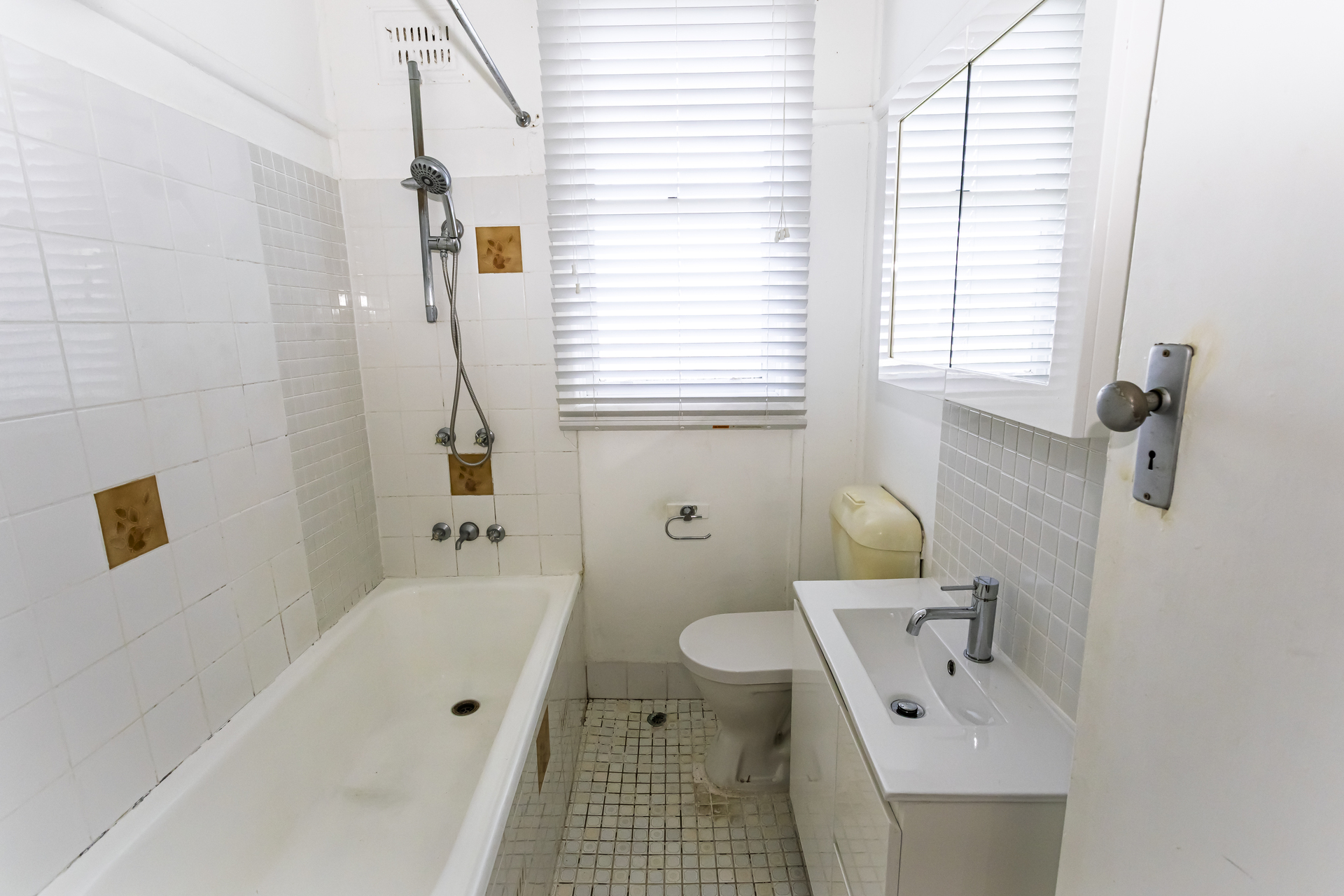 58 Rowley Street Seven Hills NSW 2147 AUS