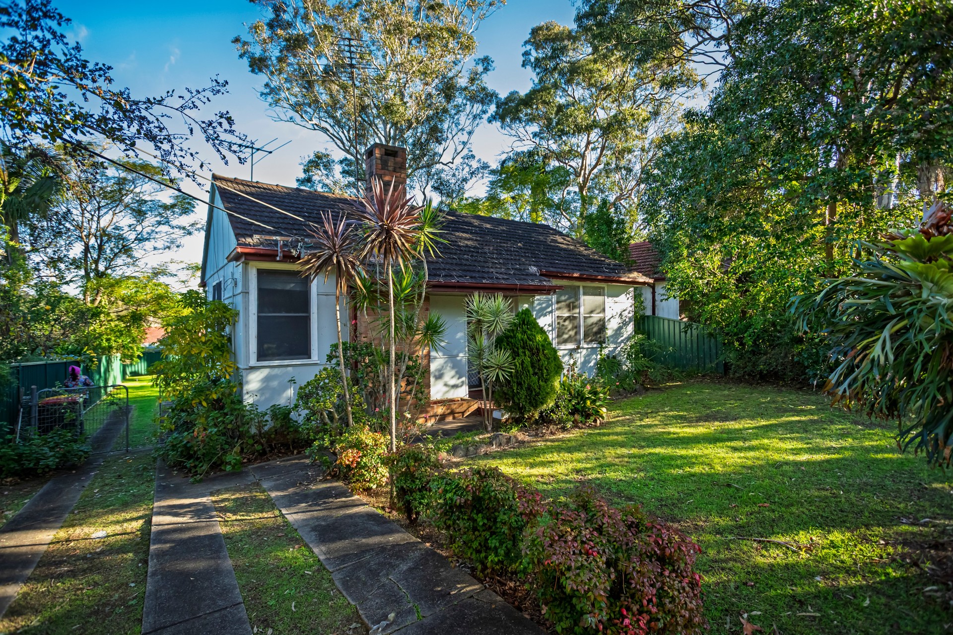 58 Rowley Street Seven Hills NSW 2147 AUS
