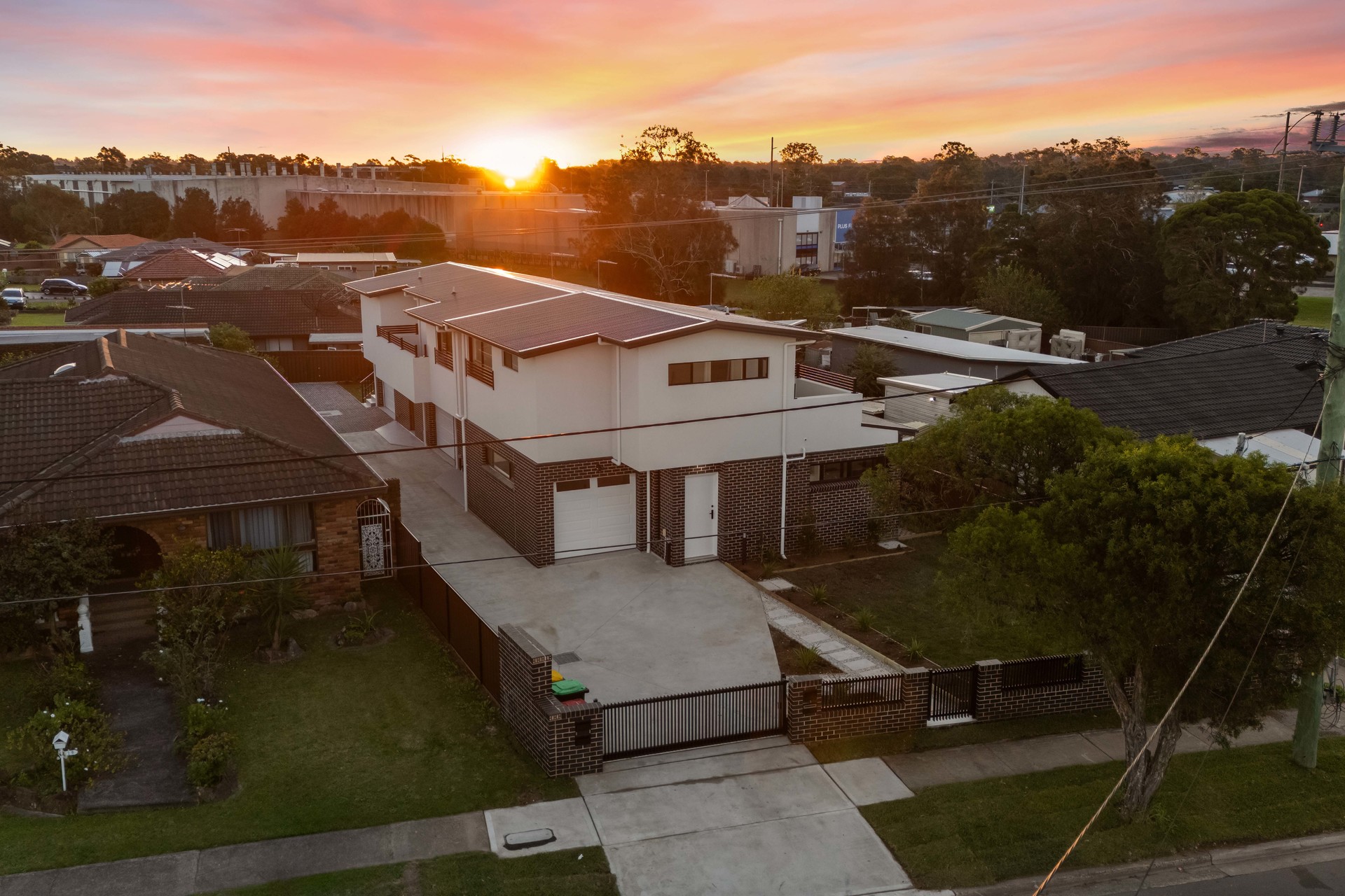27 Hill Road Lurnea NSW 2170 AUS