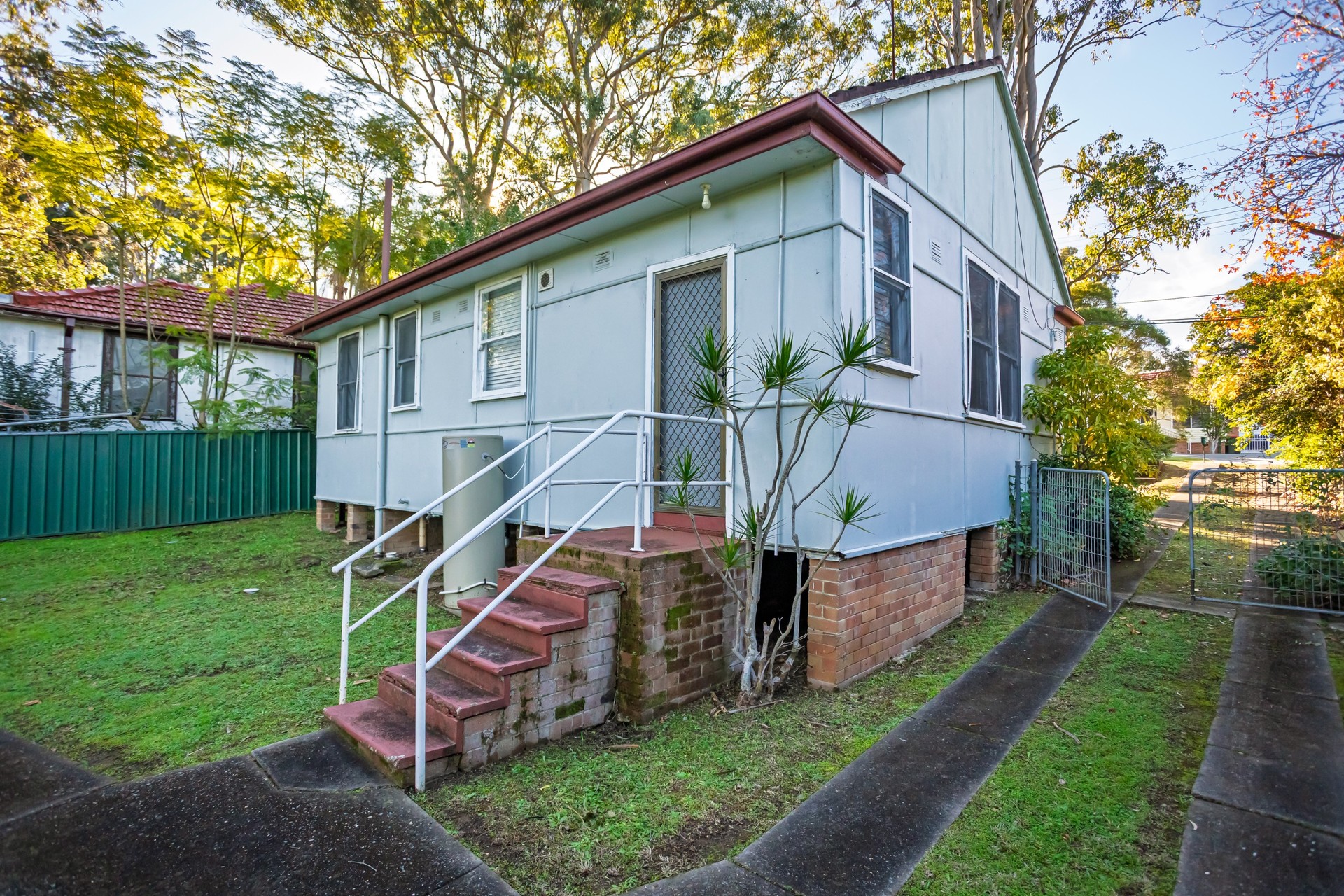 58 Rowley Street Seven Hills NSW 2147 AUS