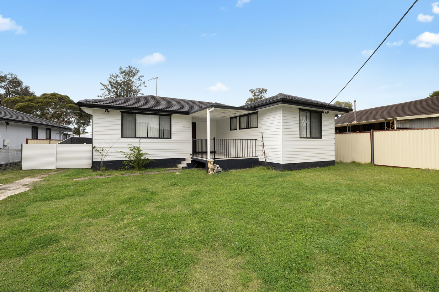 14 Brubri Street Busby NSW 2168 AUS