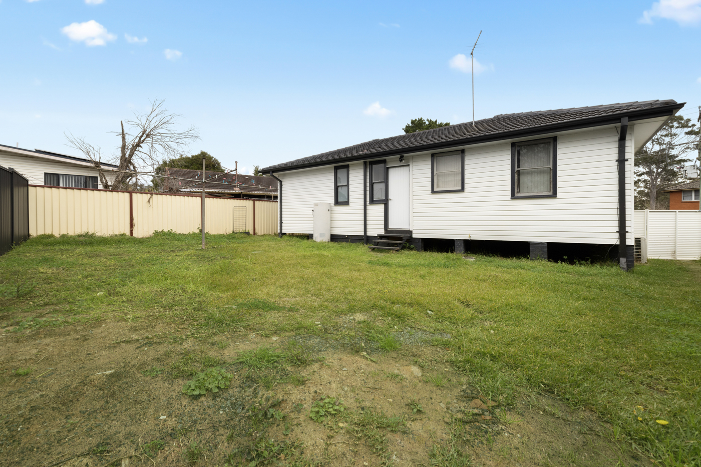 14 Brubri Street Busby NSW 2168 AUS