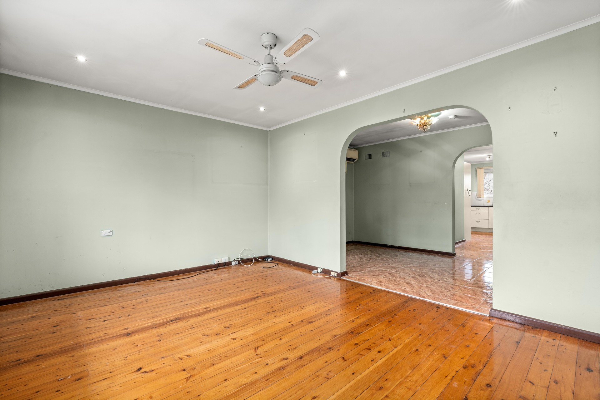 20 Cabramatta Avenue Miller NSW 2168 AUS