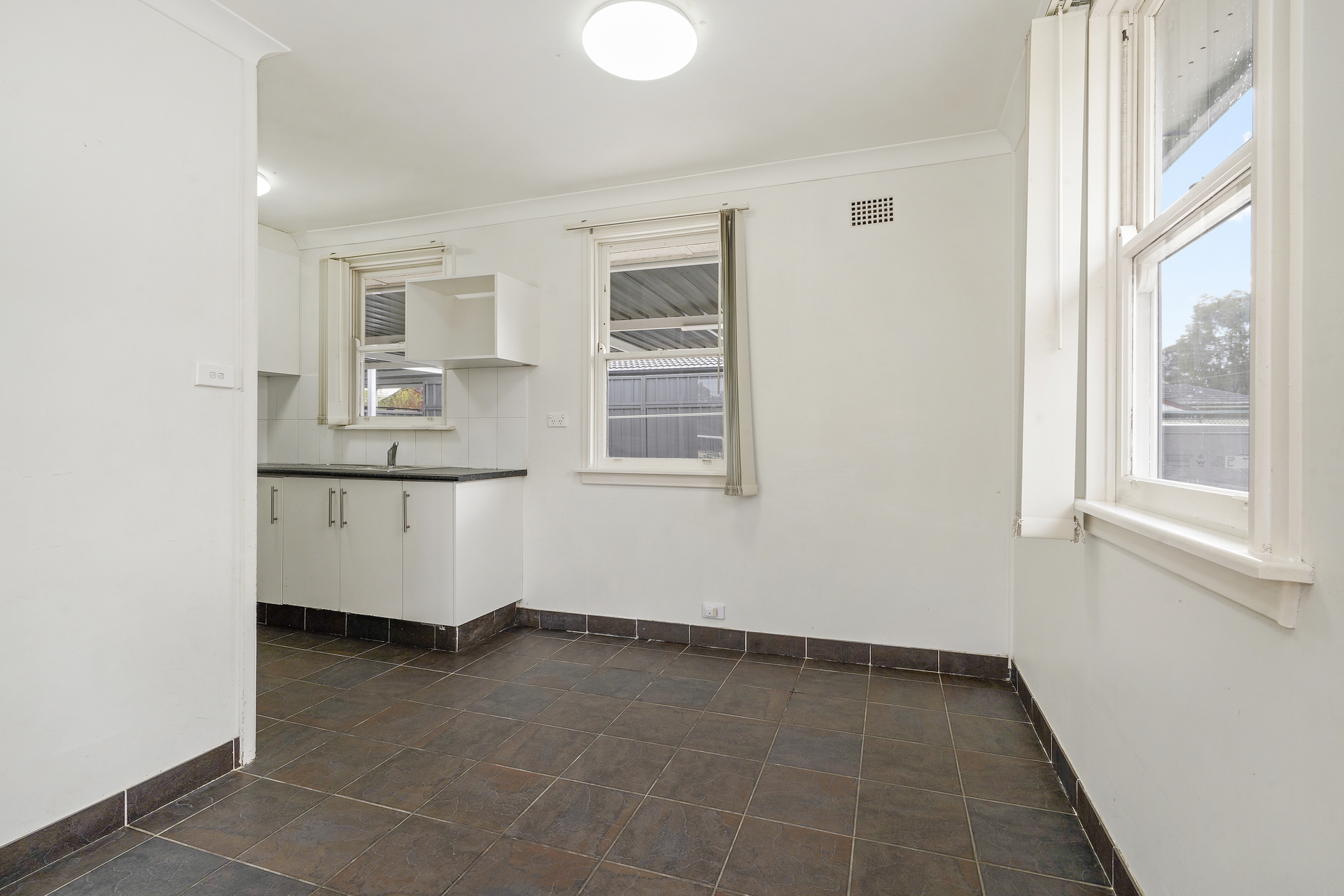 67 Stanwell Crescent Ashcroft NSW 2168 AUS
