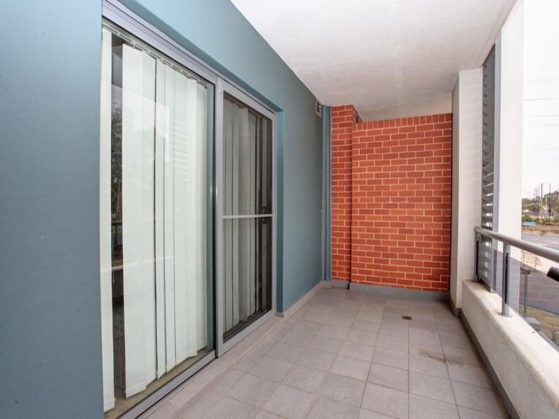6/2 Castlereagh Street Liverpool NSW 2170 AUS