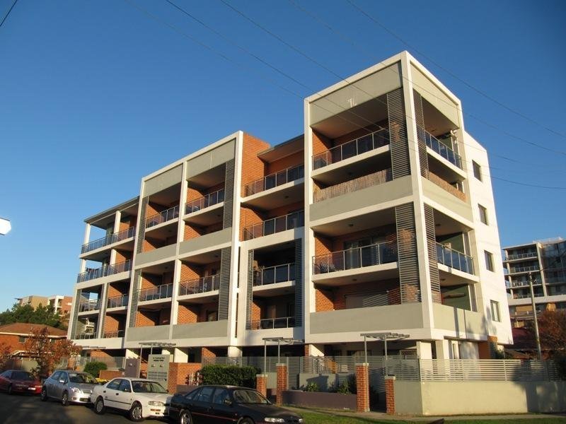 6/2 Castlereagh Street Liverpool NSW 2170 AUS