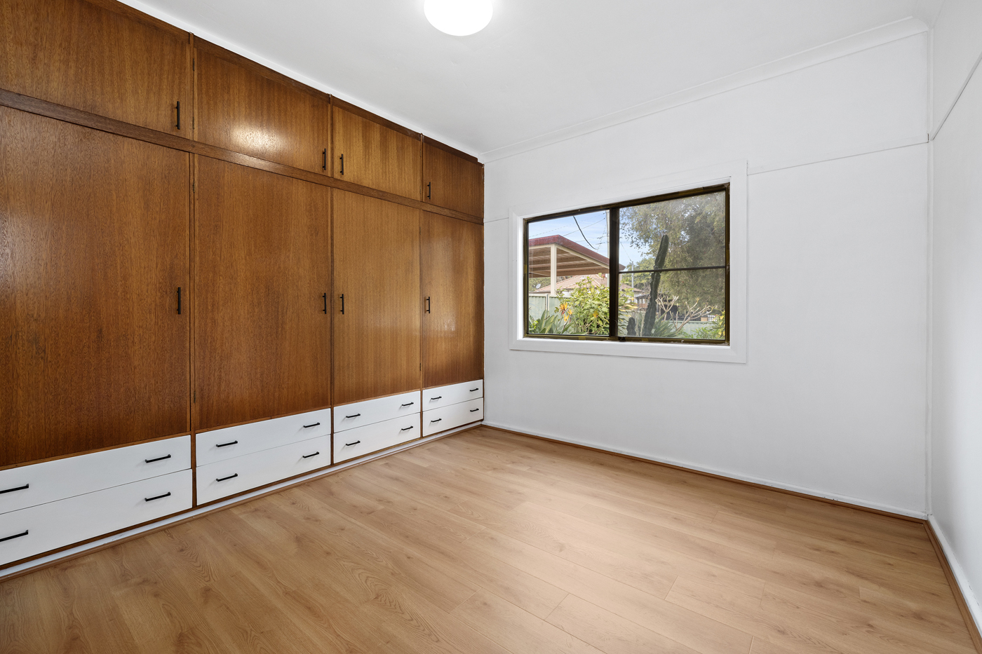 7 Dalmatia Street Carramar NSW 2163 AUS