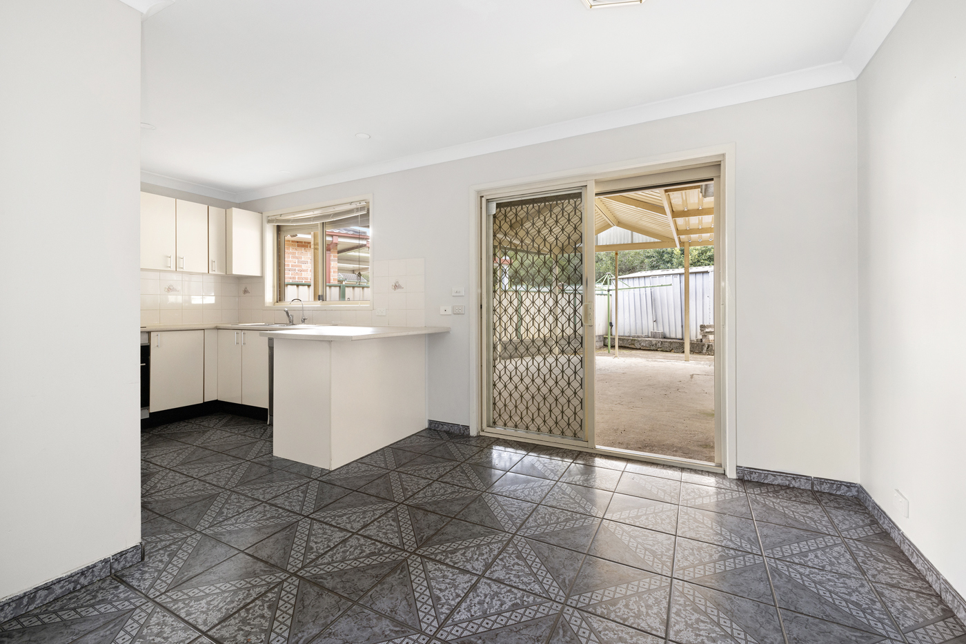 26 Angledool Avenue Hinchinbrook NSW 2168 AUS