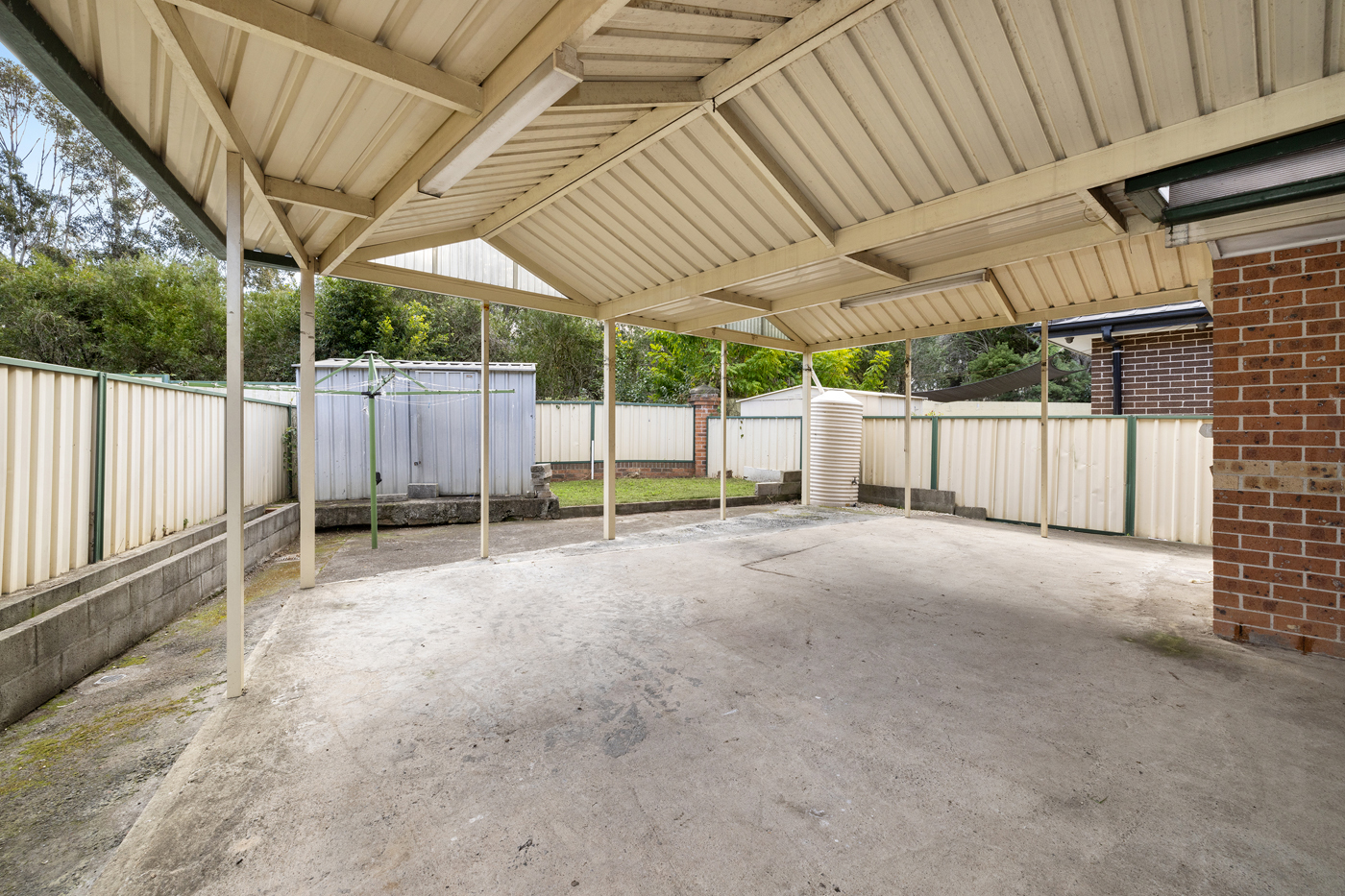26 Angledool Avenue Hinchinbrook NSW 2168 AUS