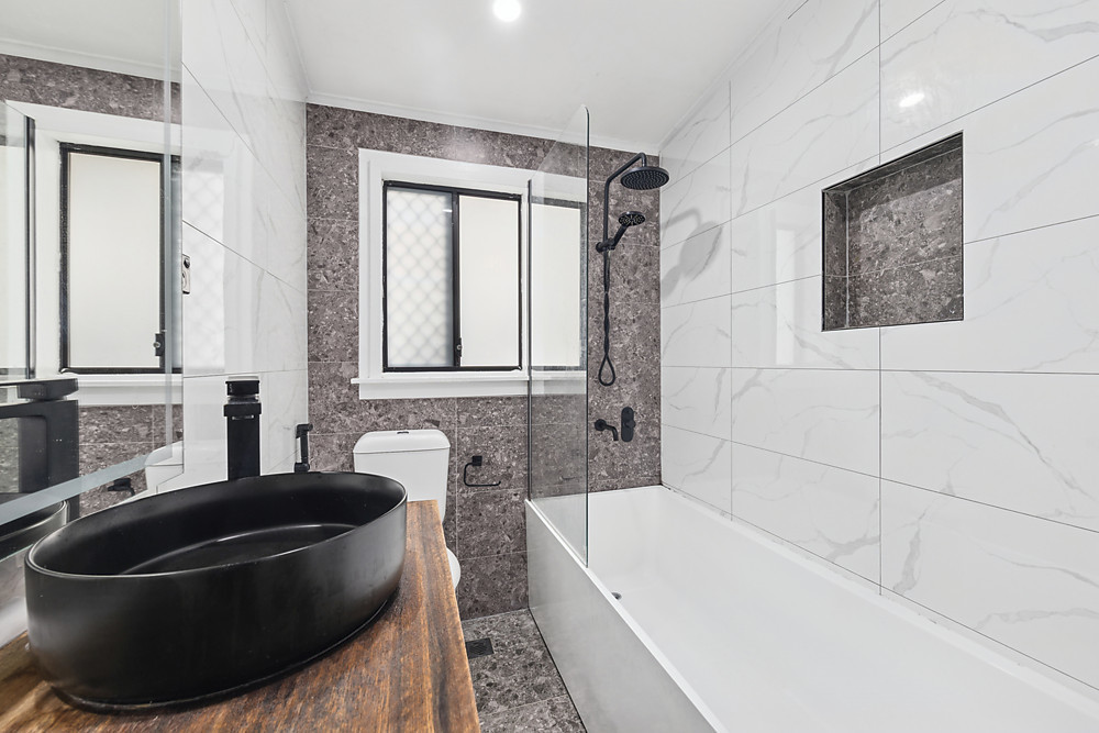 8 Bencubbin Street Sadleir NSW 2168 AUS