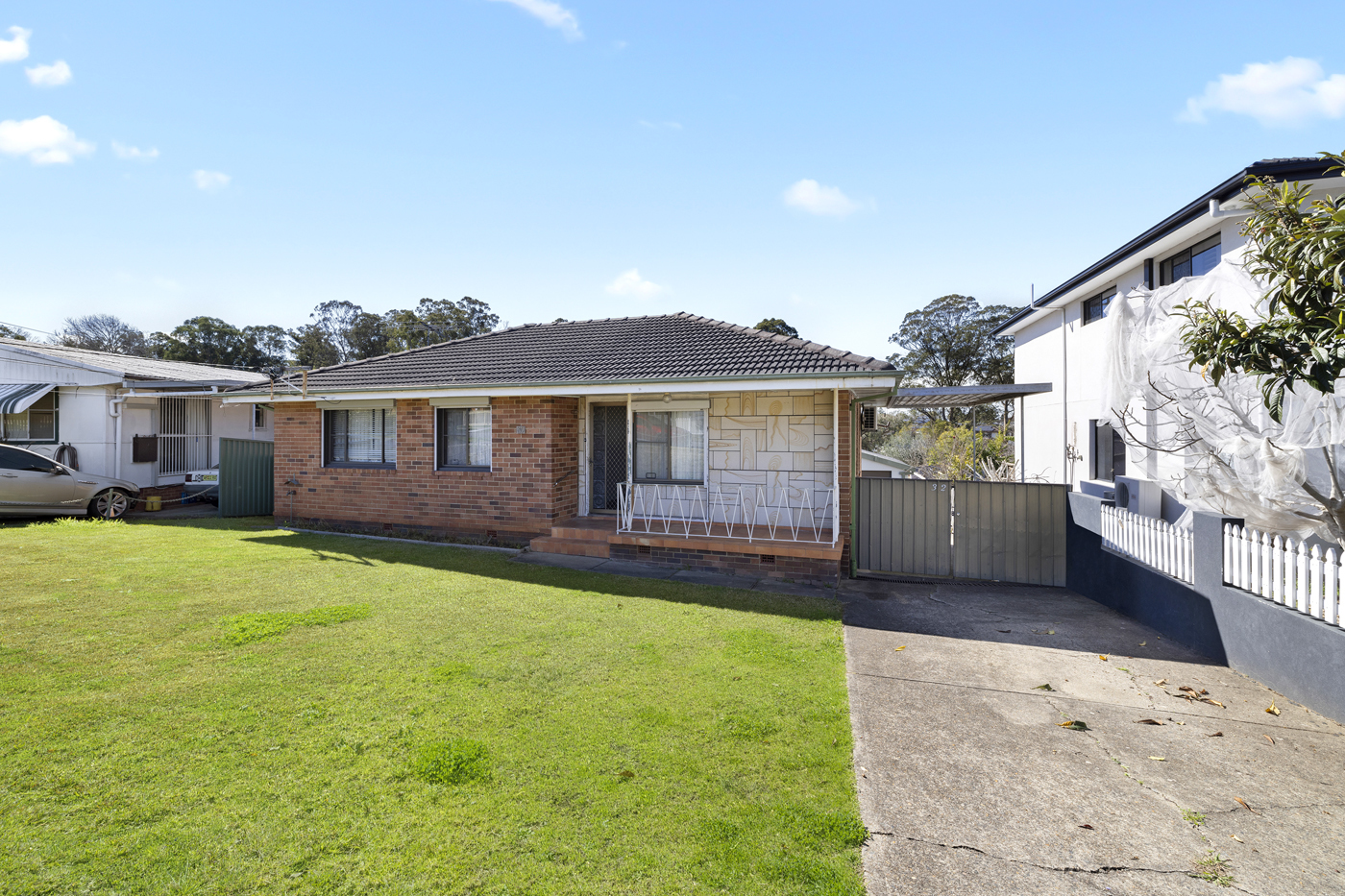 32 Busby Road Busby NSW 2168 AUS
