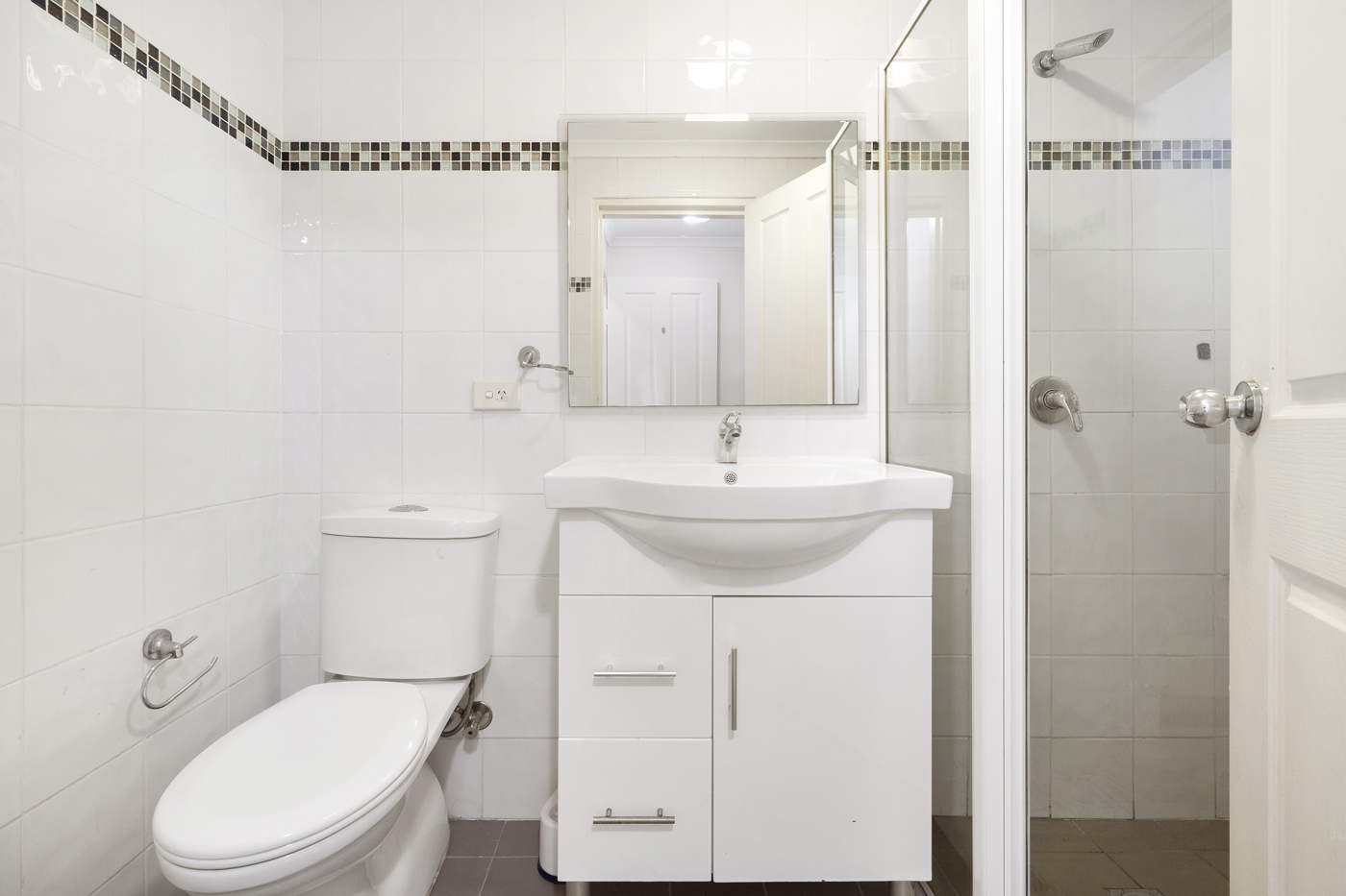 6/2 Castlereagh Street Liverpool NSW 2170 AUS