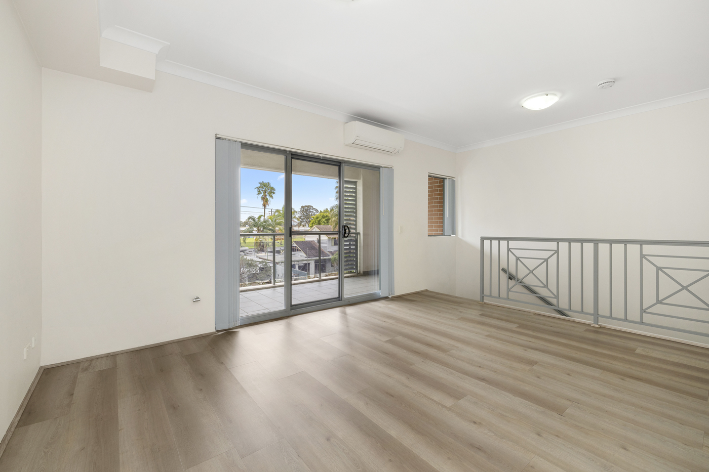 6/2 Castlereagh Street Liverpool NSW 2170 AUS
