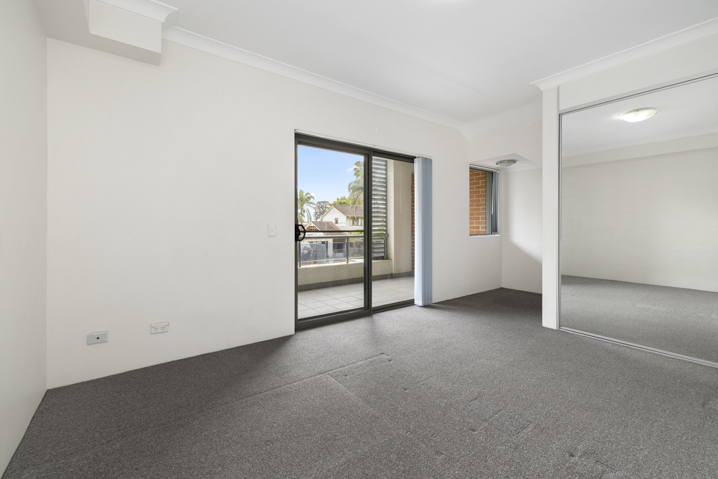 6/2 Castlereagh Street Liverpool NSW 2170 AUS