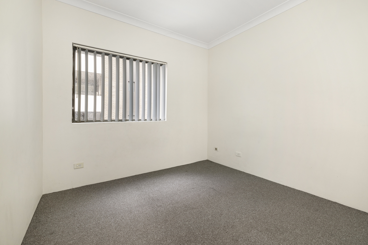 6/2 Castlereagh Street Liverpool NSW 2170 AUS