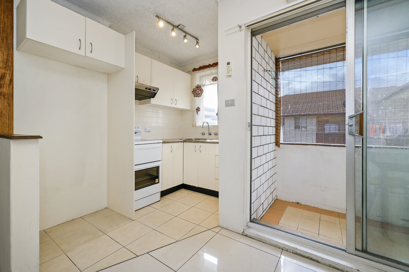 35/12-16 Goulburn Street Liverpool NSW 2170 AUS
