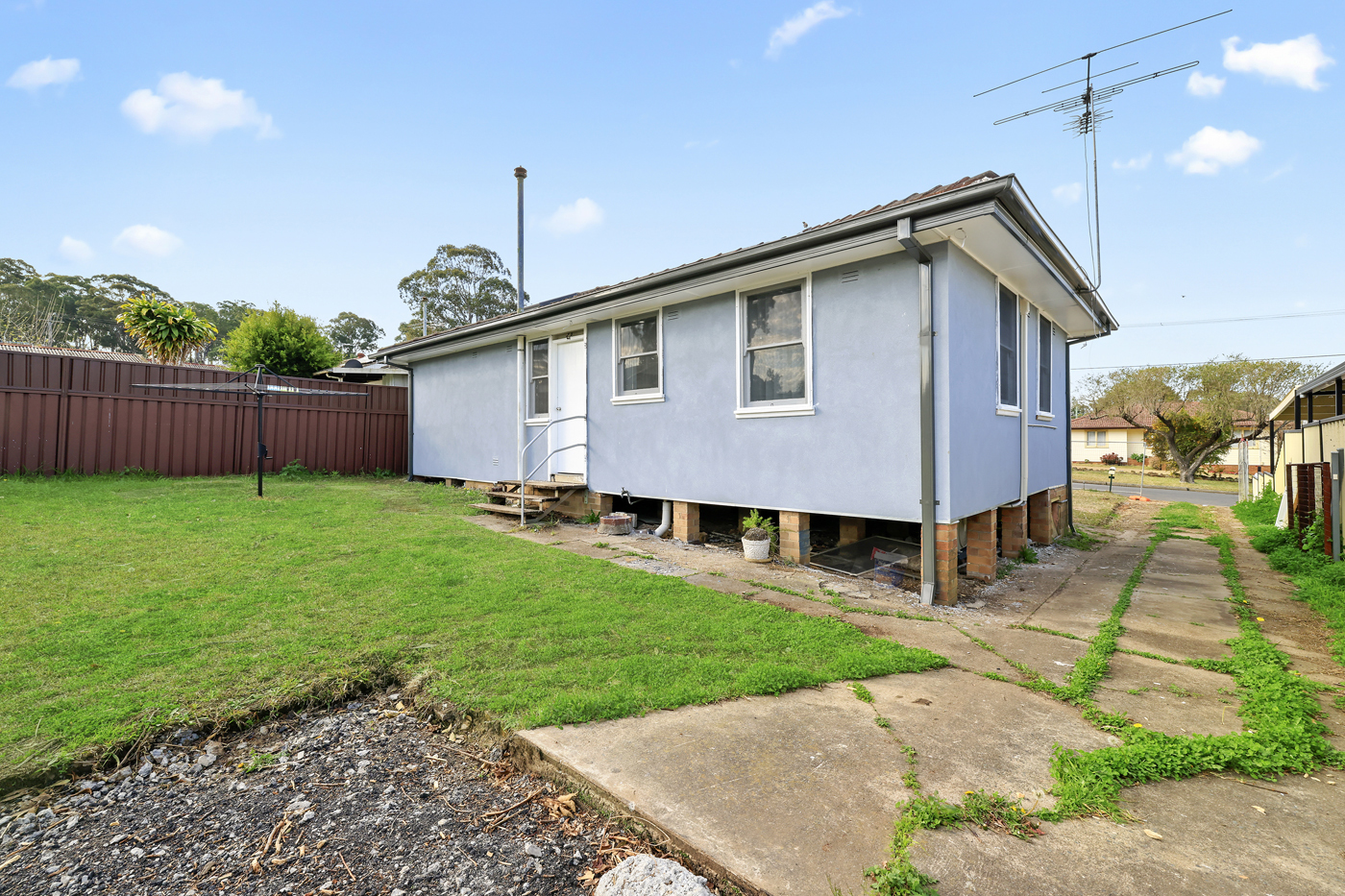 34 Kendee Street Sadleir NSW 2168 AUS