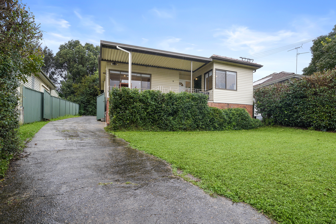 34 Grandview Drive Campbelltown NSW 2560 AUS