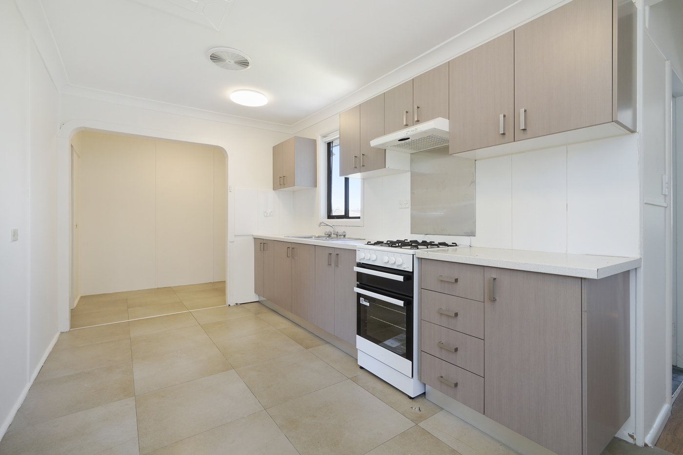44 Heckenberg Avenue Busby NSW 2168 AUS