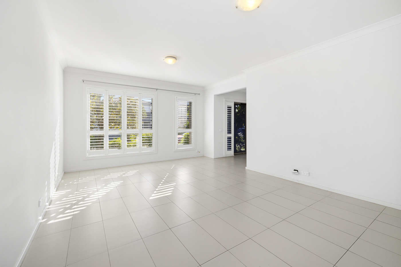 6 Nelore Avenue Elizabeth Hills NSW 2171 AUS