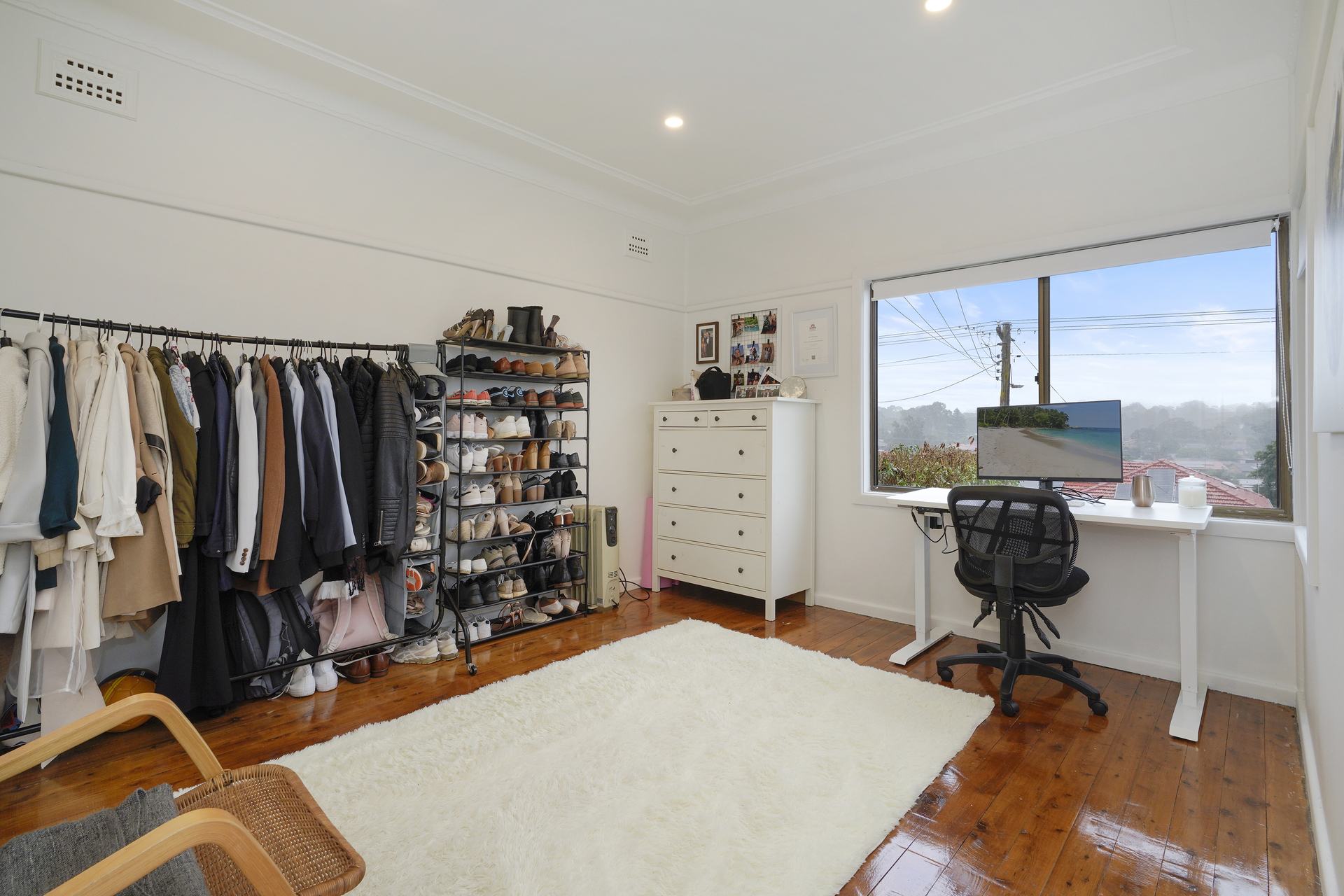 34 Grandview Drive Campbelltown NSW 2560 AUS