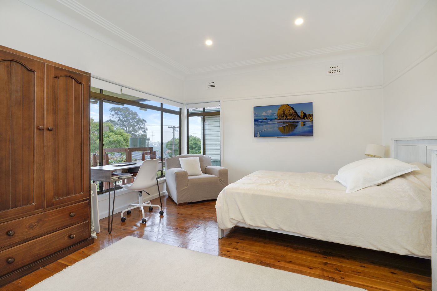 34 Grandview Drive Campbelltown NSW 2560 AUS