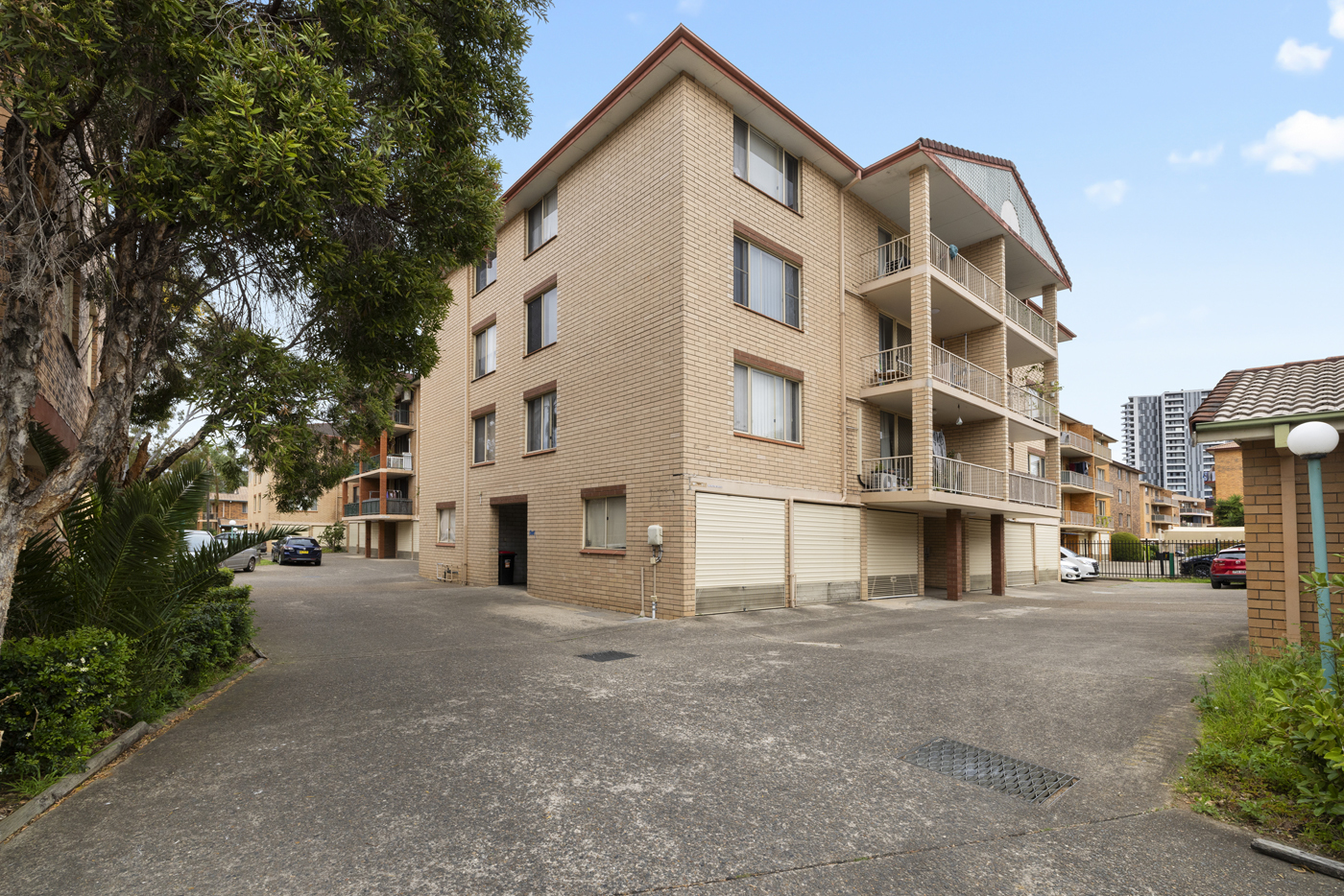 18/4 Riverpark Drive Liverpool NSW 2170 AUS