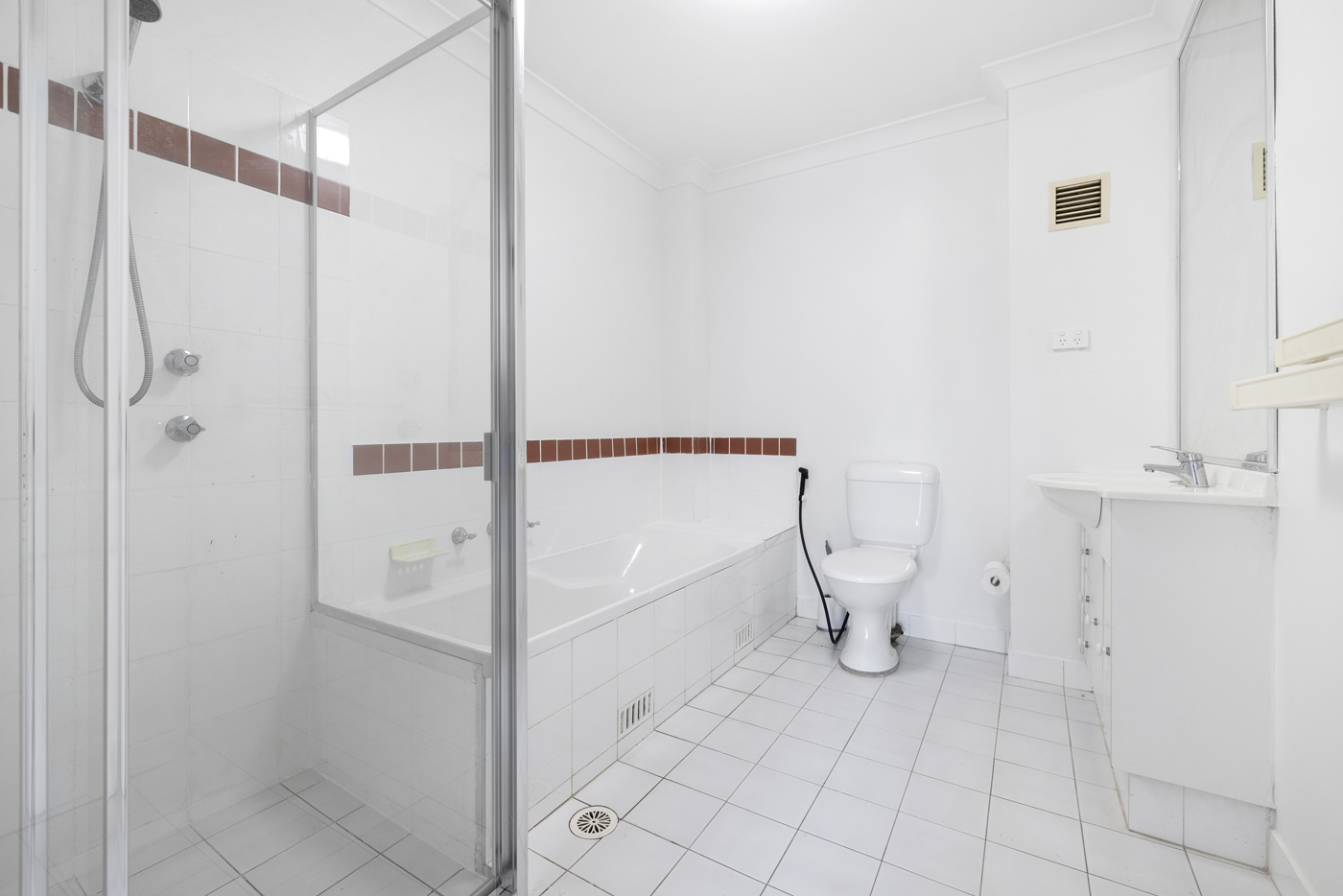 18/4 Riverpark Drive Liverpool NSW 2170 AUS